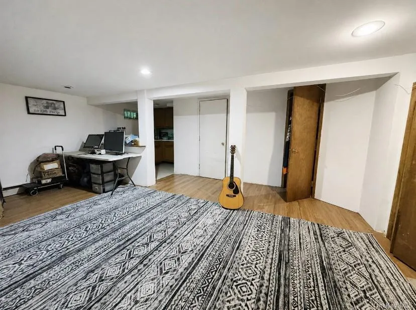 176-29 80th Drive, New York, NY, 5 Bedrooms Bedrooms, 8 Rooms Rooms,3 BathroomsBathrooms,Residential,For Rent,80th,0,1046053 176-29 80th Drive, New York, NY, 5 Bedrooms Bedrooms, 8 Rooms Rooms,3 BathroomsBathrooms,Residential,For Rent,80th,0,1046053