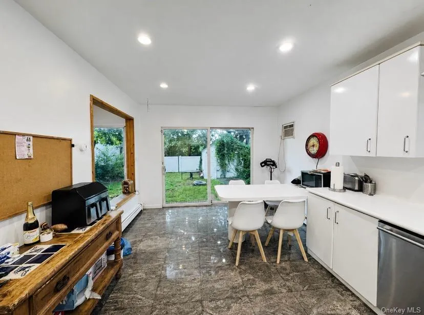 176-29 80th Drive, New York, NY, 5 Bedrooms Bedrooms, 8 Rooms Rooms,3 BathroomsBathrooms,Residential,For Rent,80th,0,1046053 176-29 80th Drive, New York, NY, 5 Bedrooms Bedrooms, 8 Rooms Rooms,3 BathroomsBathrooms,Residential,For Rent,80th,0,1046053