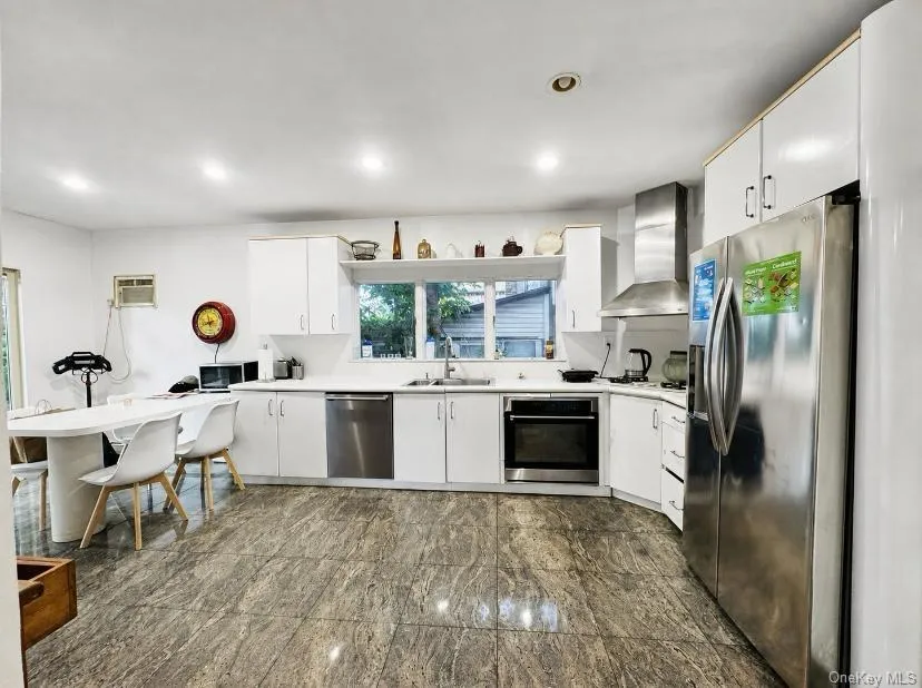 176-29 80th Drive, New York, NY, 5 Bedrooms Bedrooms, 8 Rooms Rooms,3 BathroomsBathrooms,Residential,For Rent,80th,0,1046053 176-29 80th Drive, New York, NY, 5 Bedrooms Bedrooms, 8 Rooms Rooms,3 BathroomsBathrooms,Residential,For Rent,80th,0,1046053