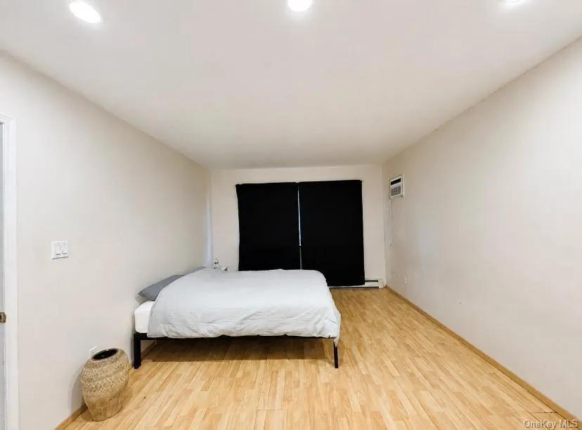 176-29 80th Drive, New York, NY, 5 Bedrooms Bedrooms, 8 Rooms Rooms,3 BathroomsBathrooms,Residential,For Rent,80th,0,1046053 176-29 80th Drive, New York, NY, 5 Bedrooms Bedrooms, 8 Rooms Rooms,3 BathroomsBathrooms,Residential,For Rent,80th,0,1046053