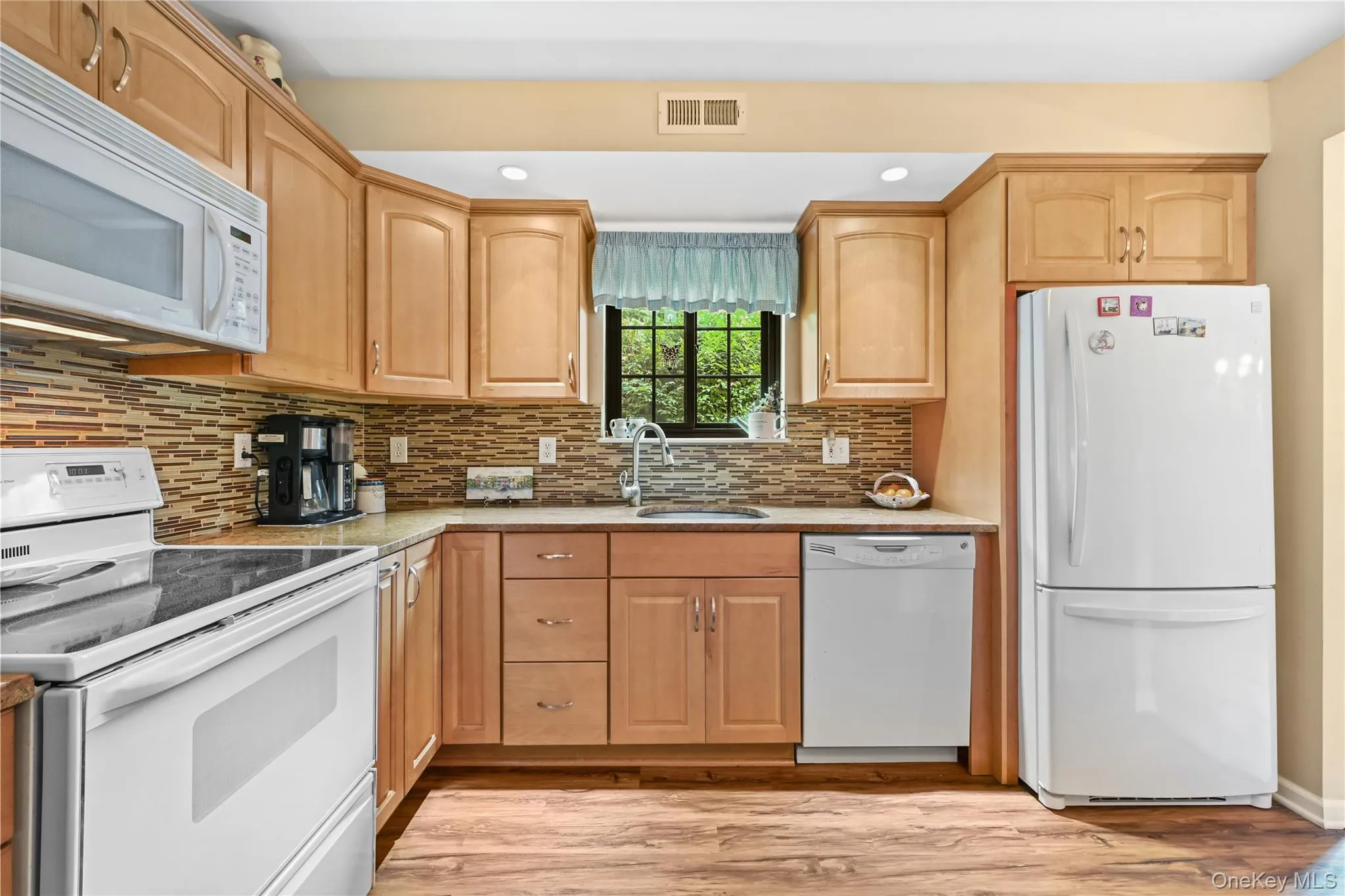 119 Stringham Road, La Grange, NY, 2 Bedrooms Bedrooms, 6 Rooms Rooms,2 BathroomsBathrooms,Residential,For Rent,Stringham,0,1046054 119 Stringham Road, La Grange, NY, 2 Bedrooms Bedrooms, 6 Rooms Rooms,2 BathroomsBathrooms,Residential,For Rent,Stringham,0,1046054