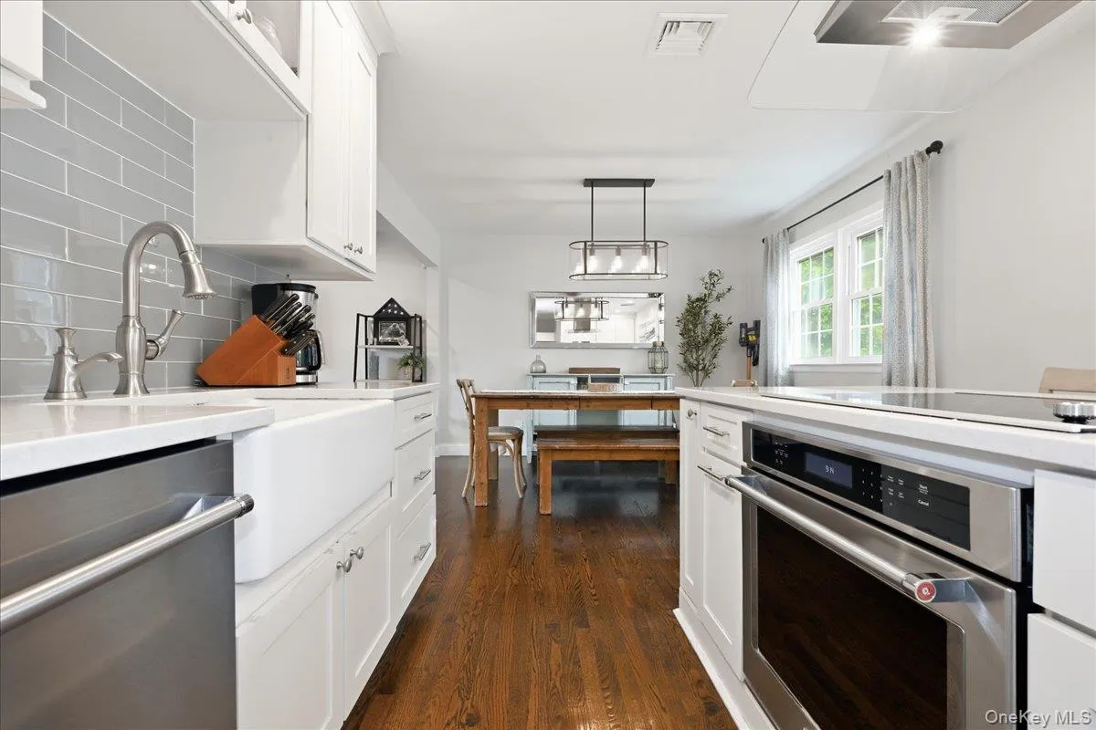 1798 Hannington Avenue, Hempstead, NY, 3 Bedrooms Bedrooms, 7 Rooms Rooms,2 BathroomsBathrooms,Residential,For Rent,Hannington,0,1046055 1798 Hannington Avenue, Hempstead, NY, 3 Bedrooms Bedrooms, 7 Rooms Rooms,2 BathroomsBathrooms,Residential,For Rent,Hannington,0,1046055
