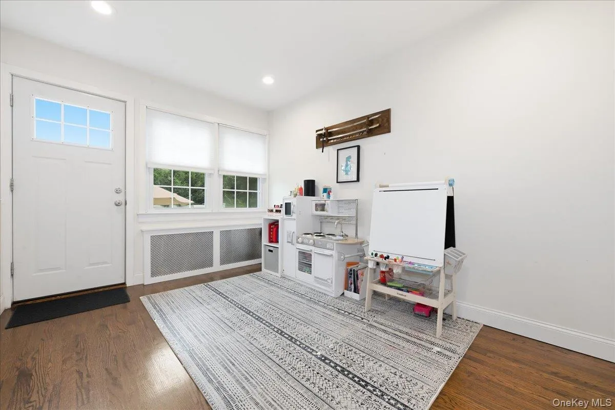 1798 Hannington Avenue, Hempstead, NY, 3 Bedrooms Bedrooms, 7 Rooms Rooms,2 BathroomsBathrooms,Residential,For Rent,Hannington,0,1046055 1798 Hannington Avenue, Hempstead, NY, 3 Bedrooms Bedrooms, 7 Rooms Rooms,2 BathroomsBathrooms,Residential,For Rent,Hannington,0,1046055