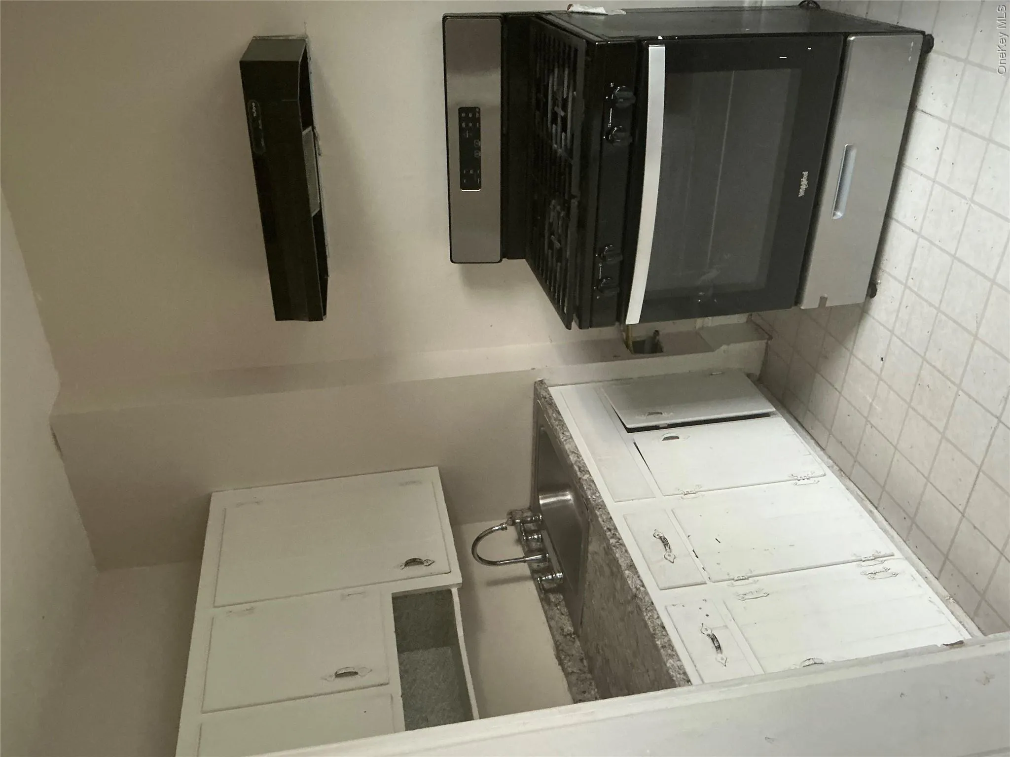40 Carpenter Avenue, Newburgh (city), NY, 2 Bedroom Bedrooms, 6 Room Rooms,2 BathroomBathrooms,Residential Lease,For Rent,Carpenter,0,1046058 40 Carpenter Avenue, Newburgh (city), NY, 2 Bedroom Bedrooms, 6 Room Rooms,2 BathroomBathrooms,Residential Lease,For Rent,Carpenter,0,1046058