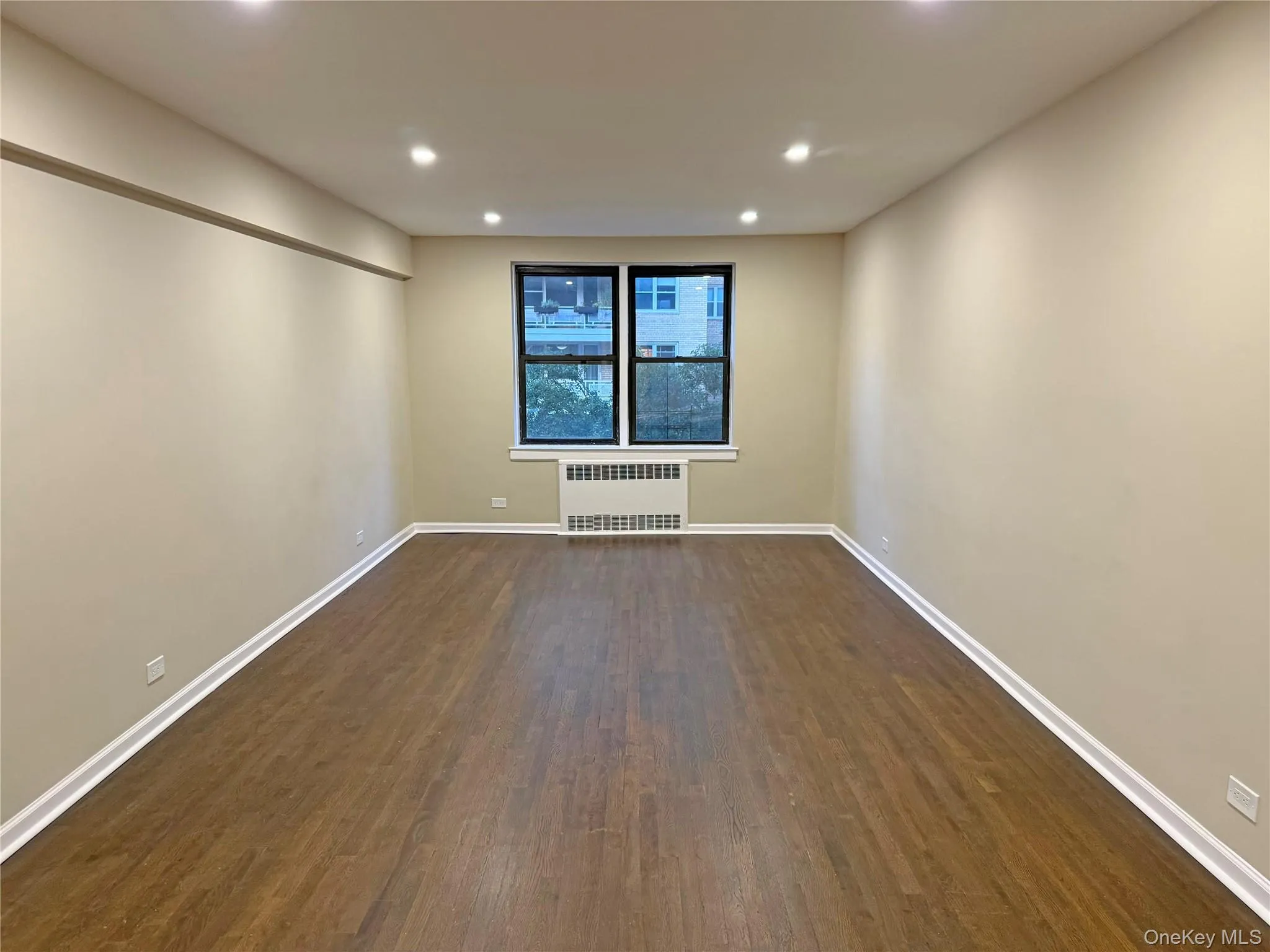 44-58 8th Street, New York, NY, 1 Bedroom Bedrooms, 3 Rooms Rooms,1 BathroomBathrooms,Residential,For Rent,8th,0,1046069 44-58 8th Street, New York, NY, 1 Bedroom Bedrooms, 3 Rooms Rooms,1 BathroomBathrooms,Residential,For Rent,8th,0,1046069