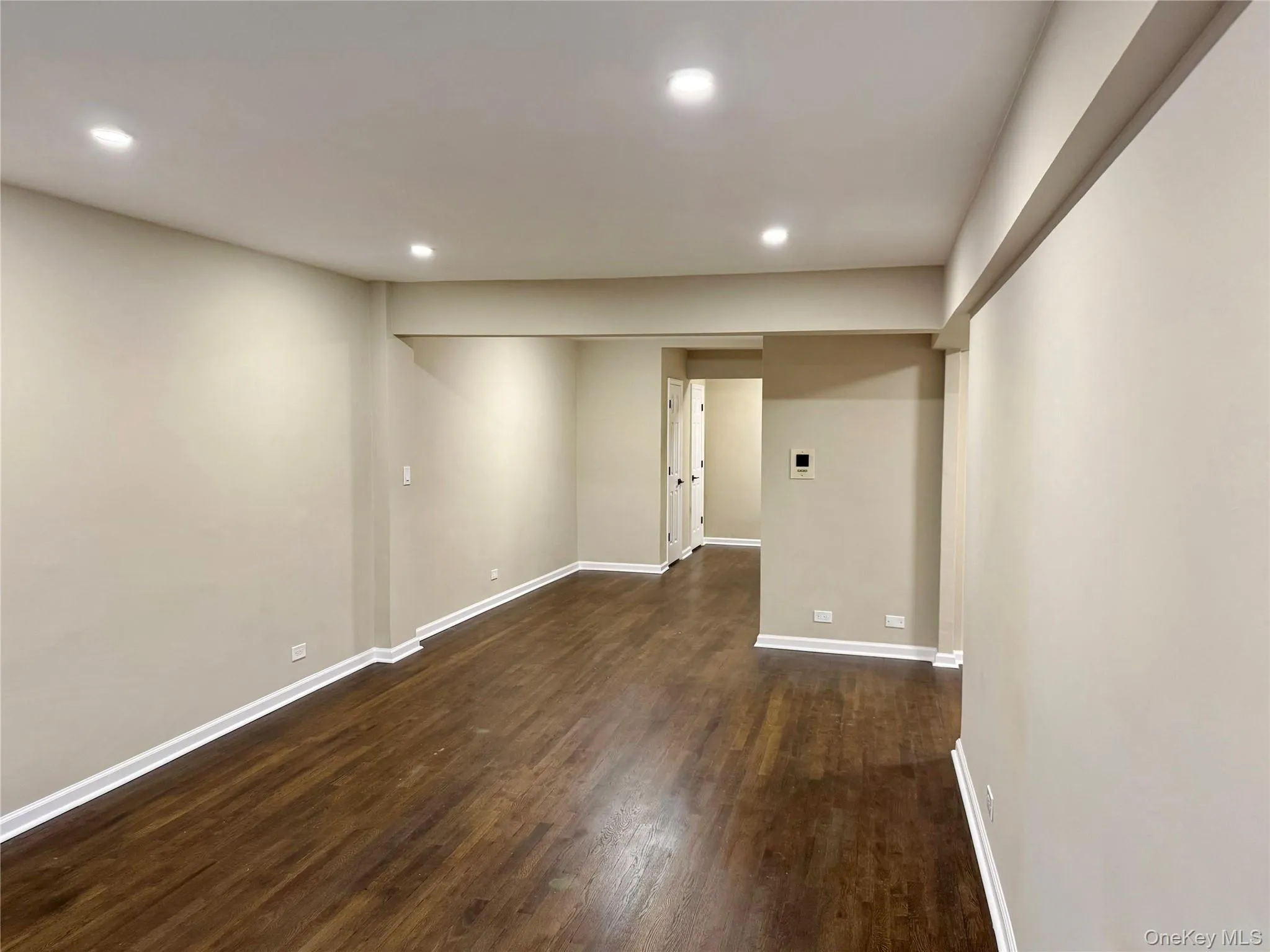 44-58 8th Street, New York, NY, 1 Bedroom Bedrooms, 3 Rooms Rooms,1 BathroomBathrooms,Residential,For Rent,8th,0,1046069 44-58 8th Street, New York, NY, 1 Bedroom Bedrooms, 3 Rooms Rooms,1 BathroomBathrooms,Residential,For Rent,8th,0,1046069