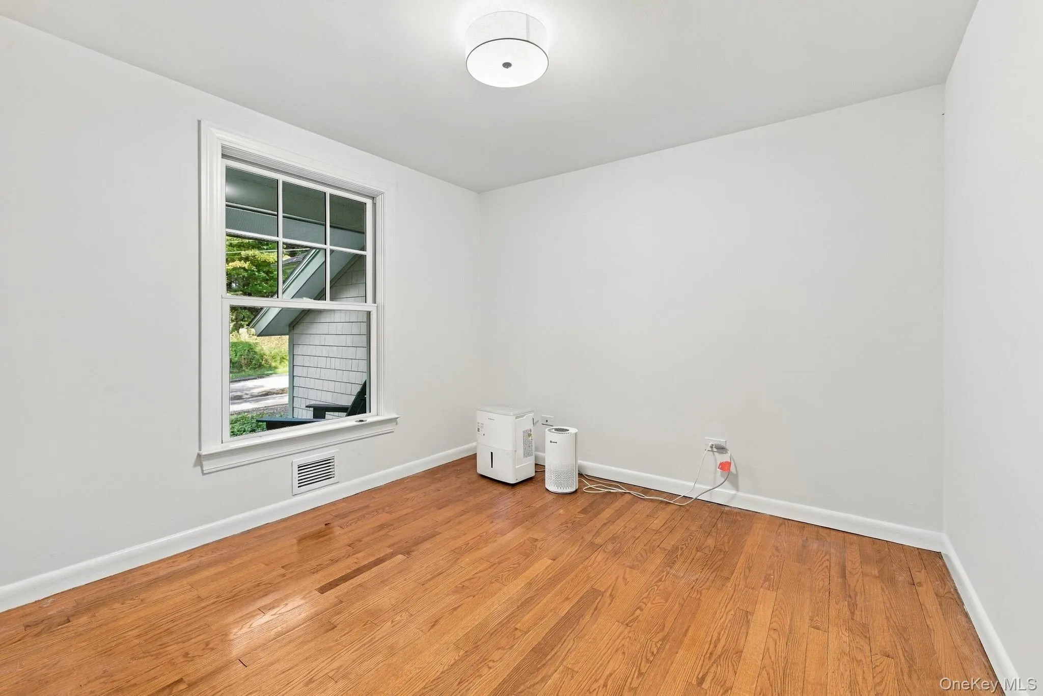 4 Douglas Drive, Bedford, NY, 3 Bedrooms Bedrooms, 8 Rooms Rooms,2 BathroomsBathrooms,Residential,For Rent,Douglas,0,1046071 4 Douglas Drive, Bedford, NY, 3 Bedrooms Bedrooms, 8 Rooms Rooms,2 BathroomsBathrooms,Residential,For Rent,Douglas,0,1046071