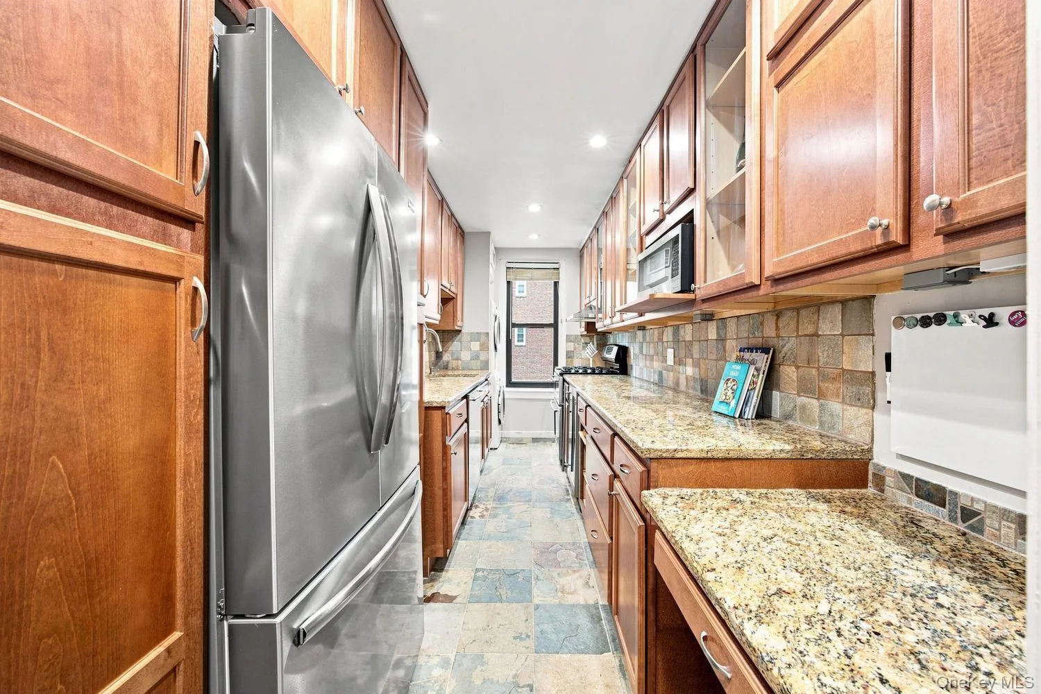 246 Bronxville Road, Yonkers, NY, 2 Bedrooms Bedrooms, 4 Rooms Rooms,1 BathroomBathrooms,Residential,For Rent,Bronxville,0,1046079 246 Bronxville Road, Yonkers, NY, 2 Bedrooms Bedrooms, 4 Rooms Rooms,1 BathroomBathrooms,Residential,For Rent,Bronxville,0,1046079