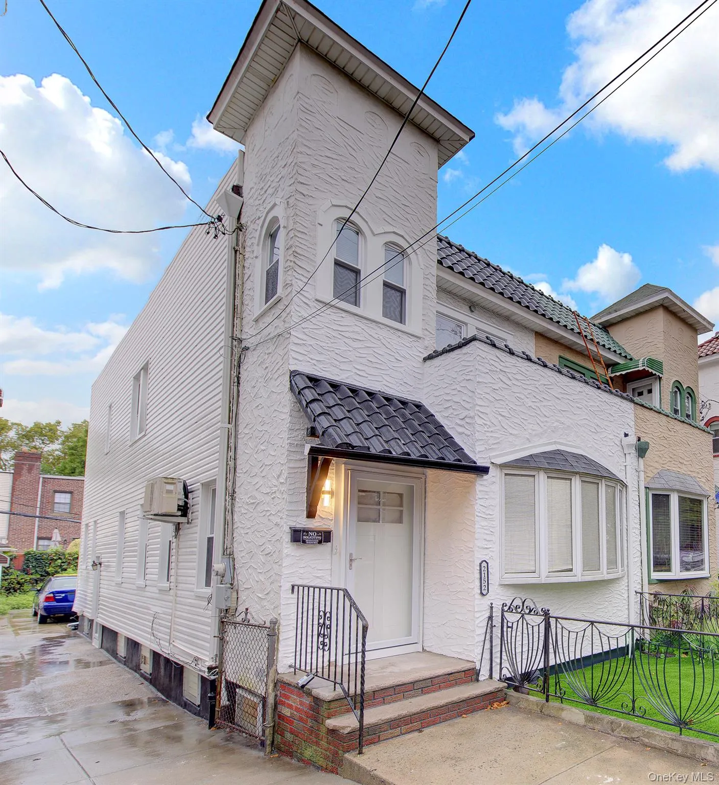 2152 35th Street, New York, NY, 3 Bedrooms Bedrooms, 6 Rooms Rooms,1 BathroomBathrooms,Residential,For Rent,35th,0,1046081 2152 35th Street, New York, NY, 3 Bedrooms Bedrooms, 6 Rooms Rooms,1 BathroomBathrooms,Residential,For Rent,35th,0,1046081