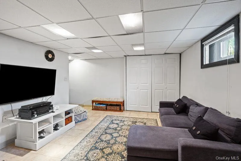 22 Maple Drive, Babylon, NY, 3 Bedrooms Bedrooms, 6 Rooms Rooms,2 BathroomsBathrooms,Residential,For Rent,Maple,0,1046083 22 Maple Drive, Babylon, NY, 3 Bedrooms Bedrooms, 6 Rooms Rooms,2 BathroomsBathrooms,Residential,For Rent,Maple,0,1046083