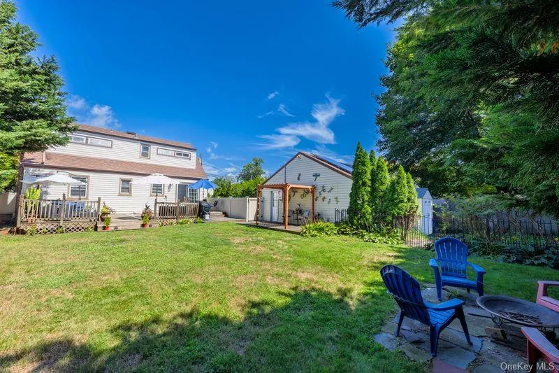 22 Maple Drive, Babylon, NY, 3 Bedrooms Bedrooms, 6 Rooms Rooms,2 BathroomsBathrooms,Residential,For Rent,Maple,0,1046083 22 Maple Drive, Babylon, NY, 3 Bedrooms Bedrooms, 6 Rooms Rooms,2 BathroomsBathrooms,Residential,For Rent,Maple,0,1046083