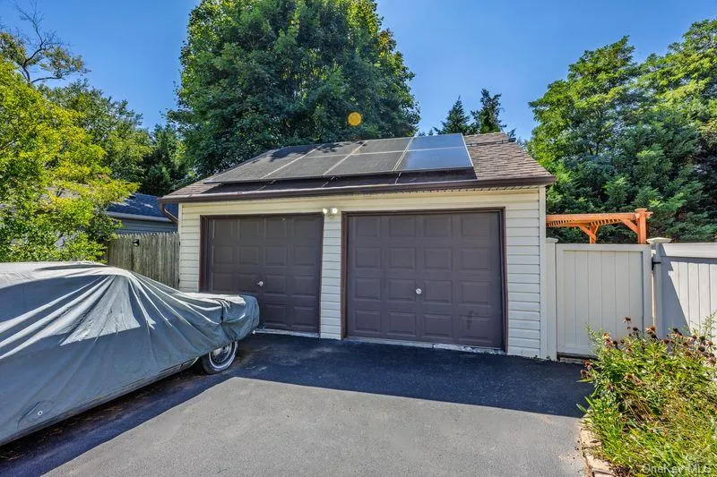 22 Maple Drive, Babylon, NY, 3 Bedrooms Bedrooms, 6 Rooms Rooms,2 BathroomsBathrooms,Residential,For Rent,Maple,0,1046083 22 Maple Drive, Babylon, NY, 3 Bedrooms Bedrooms, 6 Rooms Rooms,2 BathroomsBathrooms,Residential,For Rent,Maple,0,1046083