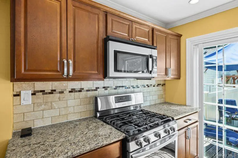 22 Maple Drive, Babylon, NY, 3 Bedrooms Bedrooms, 6 Rooms Rooms,2 BathroomsBathrooms,Residential,For Rent,Maple,0,1046083 22 Maple Drive, Babylon, NY, 3 Bedrooms Bedrooms, 6 Rooms Rooms,2 BathroomsBathrooms,Residential,For Rent,Maple,0,1046083