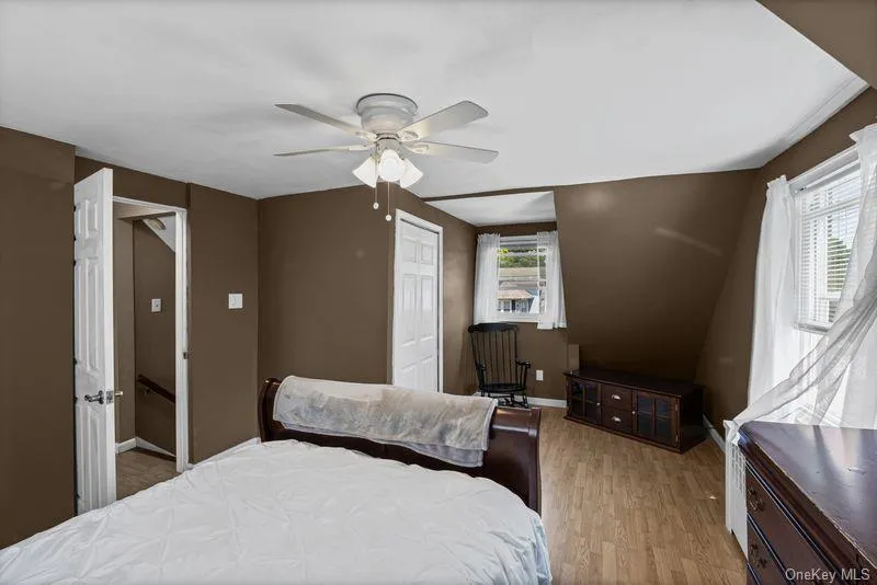 22 Maple Drive, Babylon, NY, 3 Bedrooms Bedrooms, 6 Rooms Rooms,2 BathroomsBathrooms,Residential,For Rent,Maple,0,1046083 22 Maple Drive, Babylon, NY, 3 Bedrooms Bedrooms, 6 Rooms Rooms,2 BathroomsBathrooms,Residential,For Rent,Maple,0,1046083