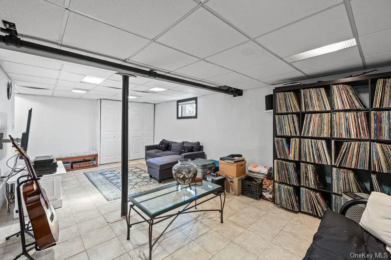 22 Maple Drive, Babylon, NY, 3 Bedrooms Bedrooms, 6 Rooms Rooms,2 BathroomsBathrooms,Residential,For Rent,Maple,0,1046083 22 Maple Drive, Babylon, NY, 3 Bedrooms Bedrooms, 6 Rooms Rooms,2 BathroomsBathrooms,Residential,For Rent,Maple,0,1046083