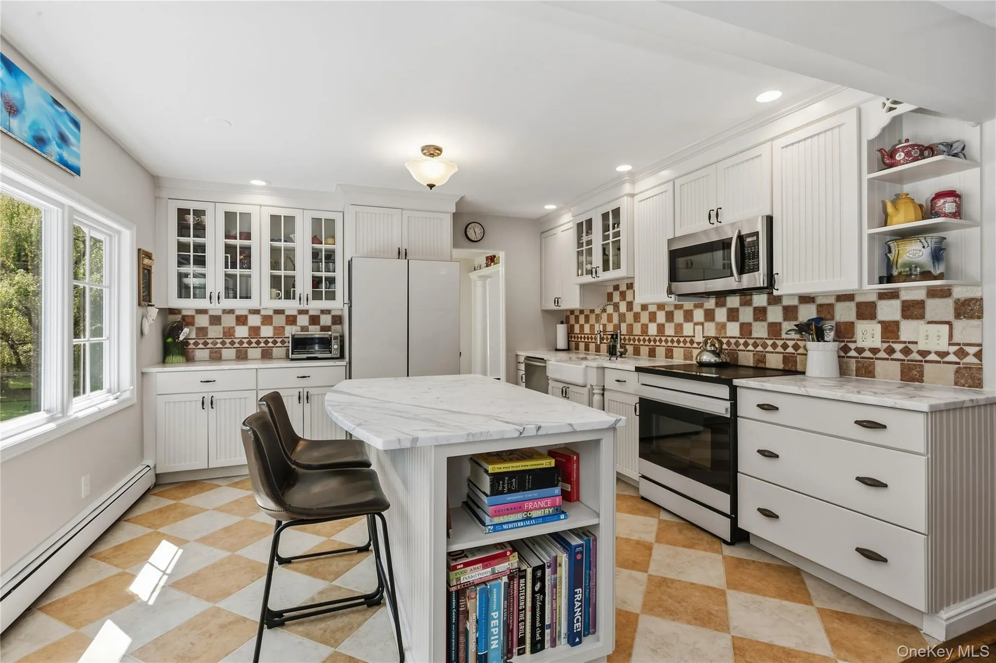 Center island luxury. Center island luxury.