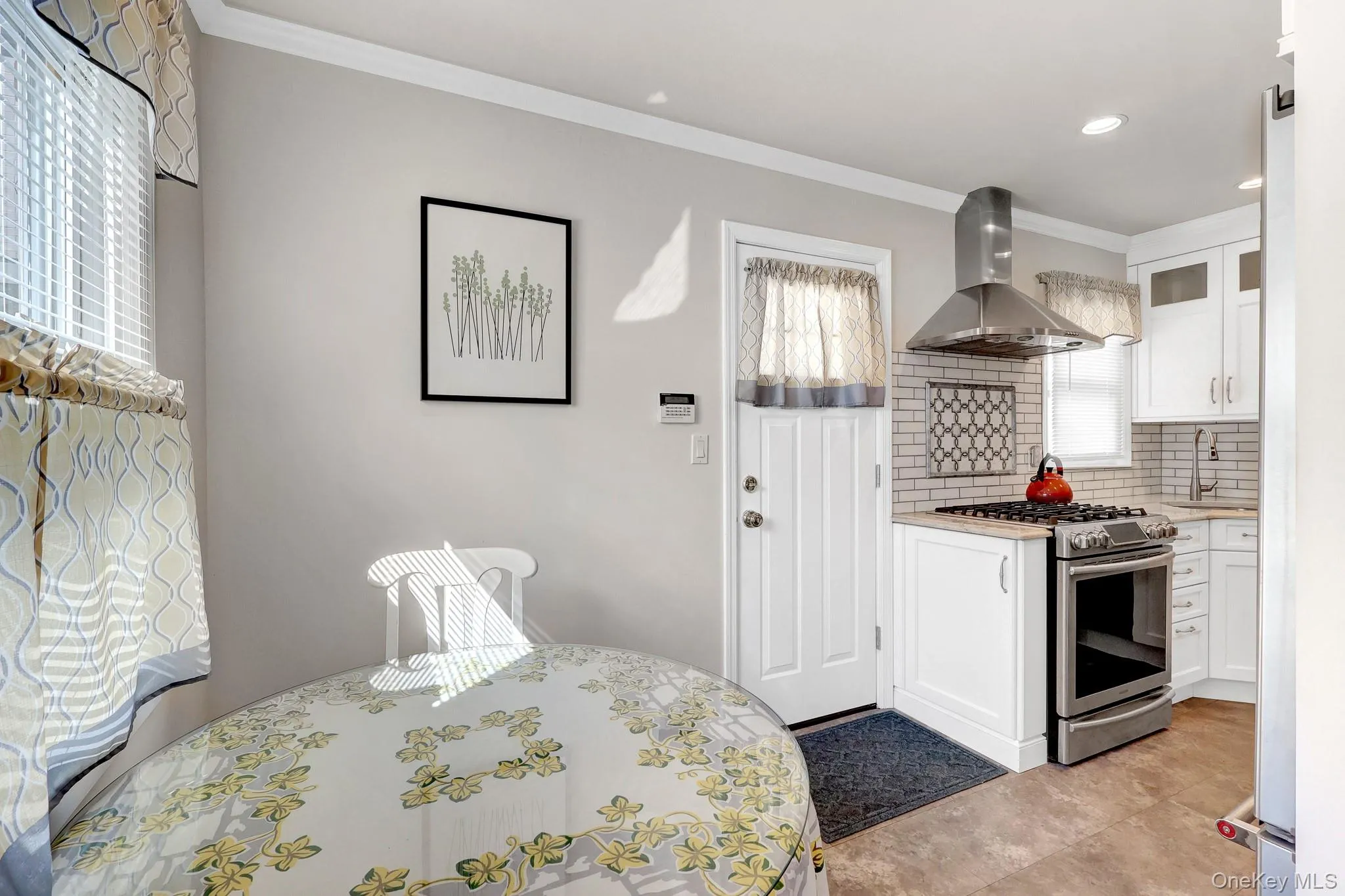 26919 81st Avenue, New York, NY, 2 Bedrooms Bedrooms, 5 Rooms Rooms,2 BathroomsBathrooms,Residential,For Rent,81st,0,1046091 26919 81st Avenue, New York, NY, 2 Bedrooms Bedrooms, 5 Rooms Rooms,2 BathroomsBathrooms,Residential,For Rent,81st,0,1046091