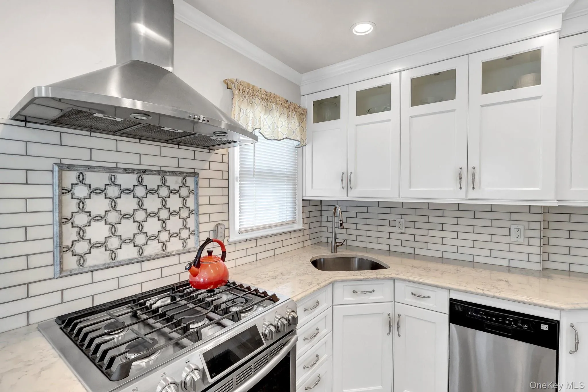 26919 81st Avenue, New York, NY, 2 Bedrooms Bedrooms, 5 Rooms Rooms,2 BathroomsBathrooms,Residential,For Rent,81st,0,1046091 26919 81st Avenue, New York, NY, 2 Bedrooms Bedrooms, 5 Rooms Rooms,2 BathroomsBathrooms,Residential,For Rent,81st,0,1046091