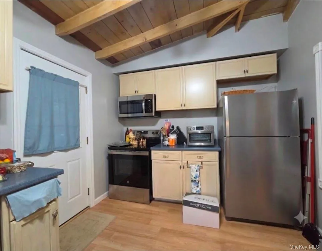 9 Hardenburg Road, Crawford, NY, 2 Bedrooms Bedrooms, 5 Rooms Rooms,1 BathroomBathrooms,Residential Lease,For Rent,Hardenburg,0,1046106 9 Hardenburg Road, Crawford, NY, 2 Bedrooms Bedrooms, 5 Rooms Rooms,1 BathroomBathrooms,Residential Lease,For Rent,Hardenburg,0,1046106