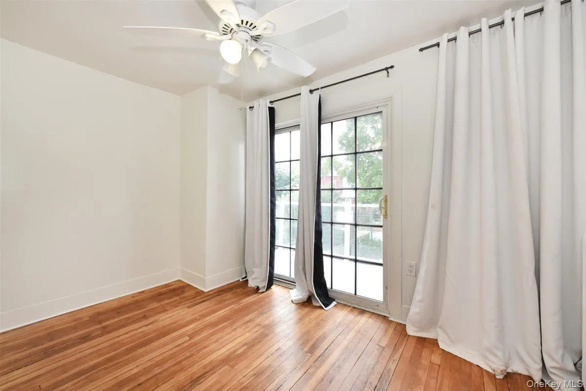 119-26 Inwood Street, New York, NY, 2 Bedrooms Bedrooms, 4 Rooms Rooms,1 BathroomBathrooms,Residential,For Rent,Inwood,0,1046109 119-26 Inwood Street, New York, NY, 2 Bedrooms Bedrooms, 4 Rooms Rooms,1 BathroomBathrooms,Residential,For Rent,Inwood,0,1046109