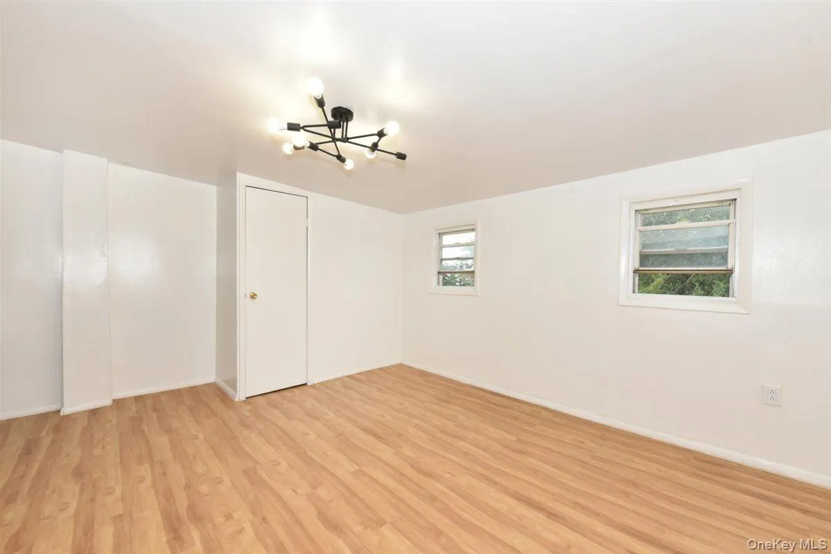 119-26 Inwood Street, New York, NY, 2 Bedrooms Bedrooms, 4 Rooms Rooms,1 BathroomBathrooms,Residential,For Rent,Inwood,0,1046109 119-26 Inwood Street, New York, NY, 2 Bedrooms Bedrooms, 4 Rooms Rooms,1 BathroomBathrooms,Residential,For Rent,Inwood,0,1046109