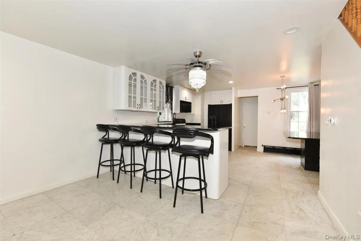 119-26 Inwood Street, New York, NY, 2 Bedrooms Bedrooms, 4 Rooms Rooms,1 BathroomBathrooms,Residential,For Rent,Inwood,0,1046109 119-26 Inwood Street, New York, NY, 2 Bedrooms Bedrooms, 4 Rooms Rooms,1 BathroomBathrooms,Residential,For Rent,Inwood,0,1046109