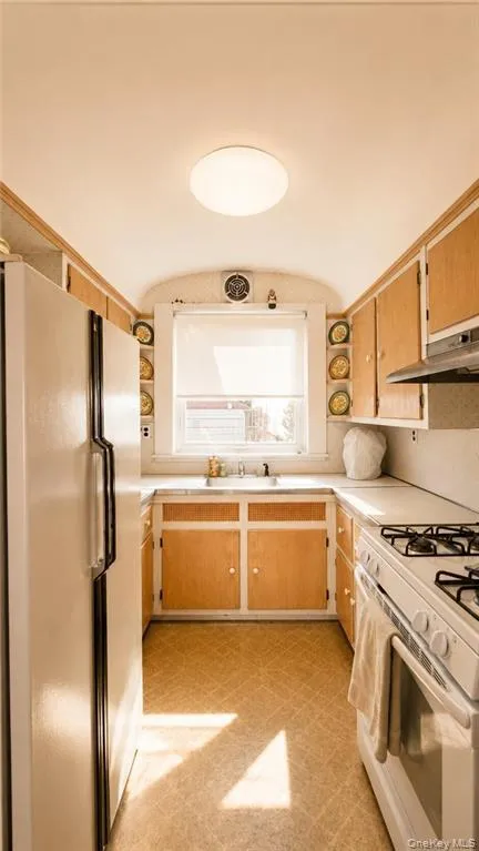 3914 Avenue T, New York, NY, 3 Bedrooms Bedrooms, 7 Rooms Rooms,2 BathroomsBathrooms,Residential,For Rent,Avenue T,0,1046115 3914 Avenue T, New York, NY, 3 Bedrooms Bedrooms, 7 Rooms Rooms,2 BathroomsBathrooms,Residential,For Rent,Avenue T,0,1046115