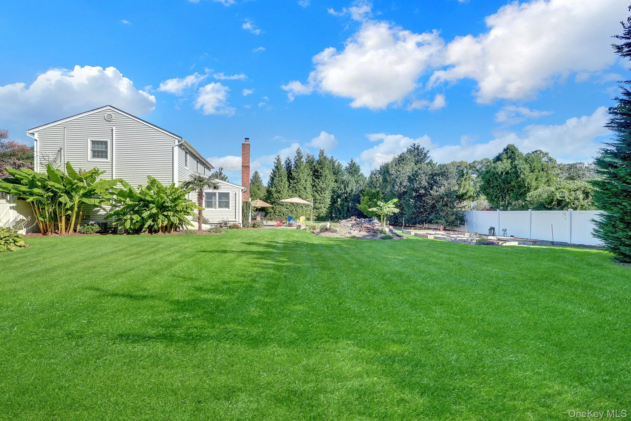 15 Wiigs Road, Smithtown, NY, 4 Bedrooms Bedrooms, 8 Rooms Rooms,2 BathroomsBathrooms,Residential,For Rent,Wiigs,0,1046120 15 Wiigs Road, Smithtown, NY, 4 Bedrooms Bedrooms, 8 Rooms Rooms,2 BathroomsBathrooms,Residential,For Rent,Wiigs,0,1046120