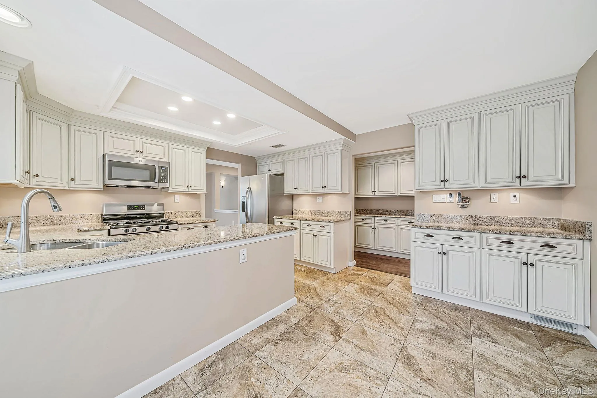 279 Glen Drive, Brookhaven, NY, 2 Bedrooms Bedrooms, 5 Rooms Rooms,2 BathroomsBathrooms,Residential,For Rent,Glen,0,1046123 279 Glen Drive, Brookhaven, NY, 2 Bedrooms Bedrooms, 5 Rooms Rooms,2 BathroomsBathrooms,Residential,For Rent,Glen,0,1046123