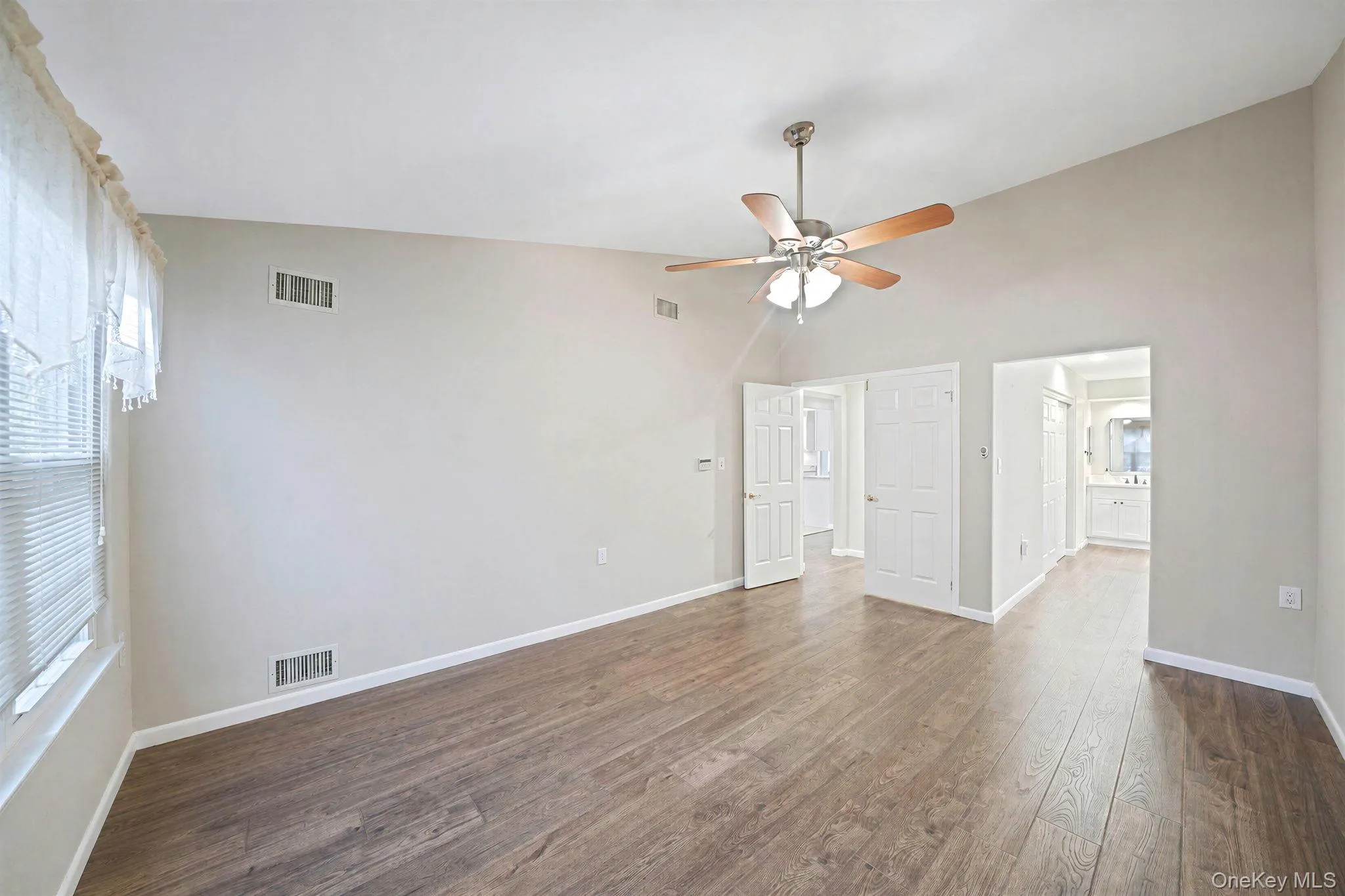 279 Glen Drive, Brookhaven, NY, 2 Bedrooms Bedrooms, 5 Rooms Rooms,2 BathroomsBathrooms,Residential,For Rent,Glen,0,1046123 279 Glen Drive, Brookhaven, NY, 2 Bedrooms Bedrooms, 5 Rooms Rooms,2 BathroomsBathrooms,Residential,For Rent,Glen,0,1046123
