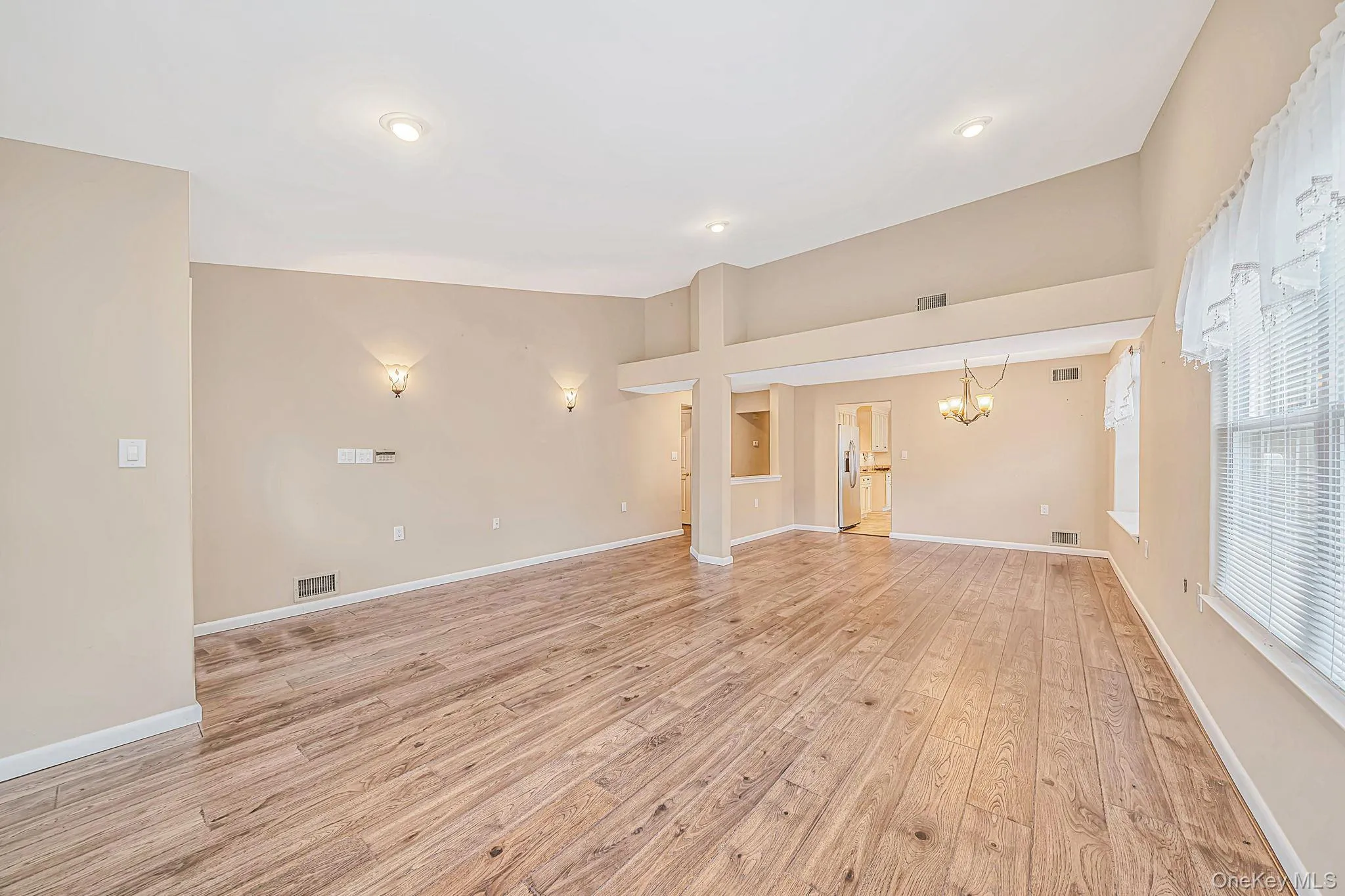 279 Glen Drive, Brookhaven, NY, 2 Bedrooms Bedrooms, 5 Rooms Rooms,2 BathroomsBathrooms,Residential,For Rent,Glen,0,1046123 279 Glen Drive, Brookhaven, NY, 2 Bedrooms Bedrooms, 5 Rooms Rooms,2 BathroomsBathrooms,Residential,For Rent,Glen,0,1046123