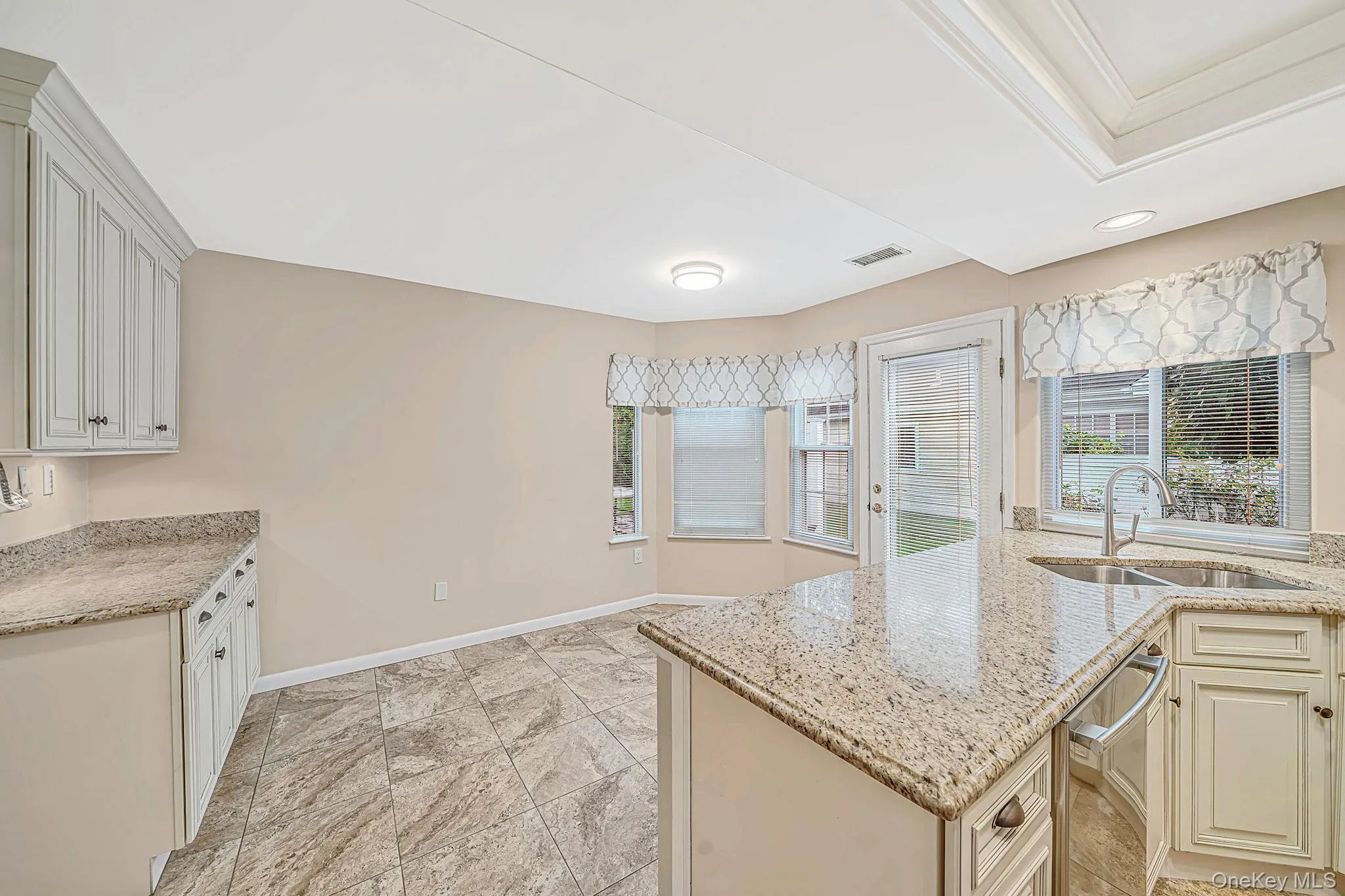 279 Glen Drive, Brookhaven, NY, 2 Bedrooms Bedrooms, 5 Rooms Rooms,2 BathroomsBathrooms,Residential,For Rent,Glen,0,1046123 279 Glen Drive, Brookhaven, NY, 2 Bedrooms Bedrooms, 5 Rooms Rooms,2 BathroomsBathrooms,Residential,For Rent,Glen,0,1046123