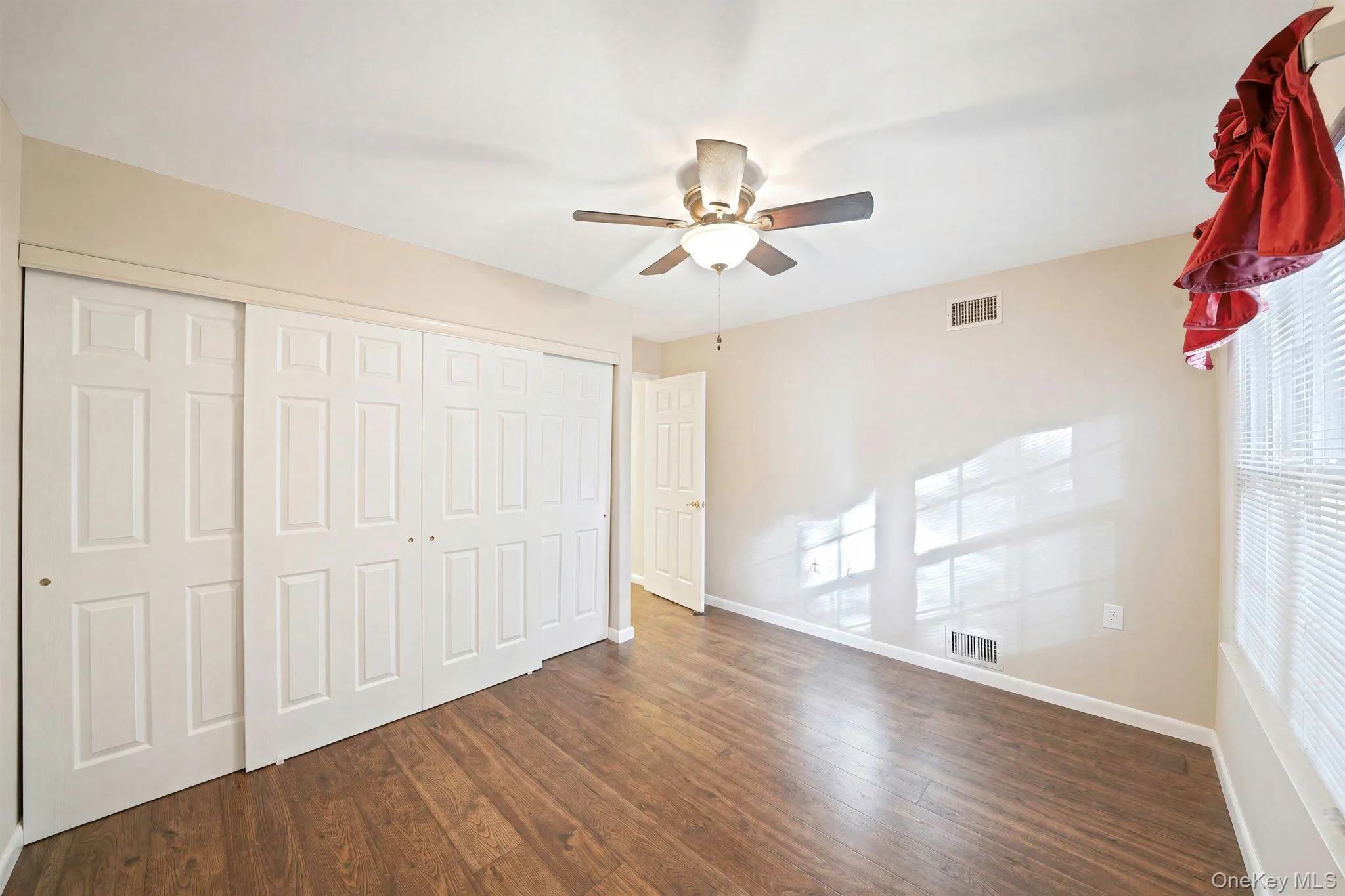 279 Glen Drive, Brookhaven, NY, 2 Bedrooms Bedrooms, 5 Rooms Rooms,2 BathroomsBathrooms,Residential,For Rent,Glen,0,1046123 279 Glen Drive, Brookhaven, NY, 2 Bedrooms Bedrooms, 5 Rooms Rooms,2 BathroomsBathrooms,Residential,For Rent,Glen,0,1046123