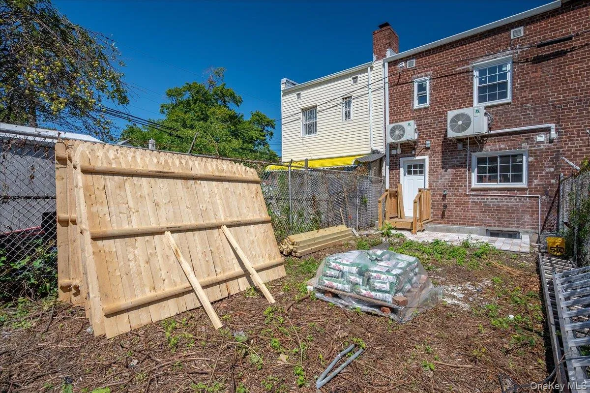 1302 223rd Street, New York, NY, 3 Bedrooms Bedrooms, 5 Rooms Rooms,2 BathroomsBathrooms,Residential,For Rent,223rd,0,1046142 1302 223rd Street, New York, NY, 3 Bedrooms Bedrooms, 5 Rooms Rooms,2 BathroomsBathrooms,Residential,For Rent,223rd,0,1046142