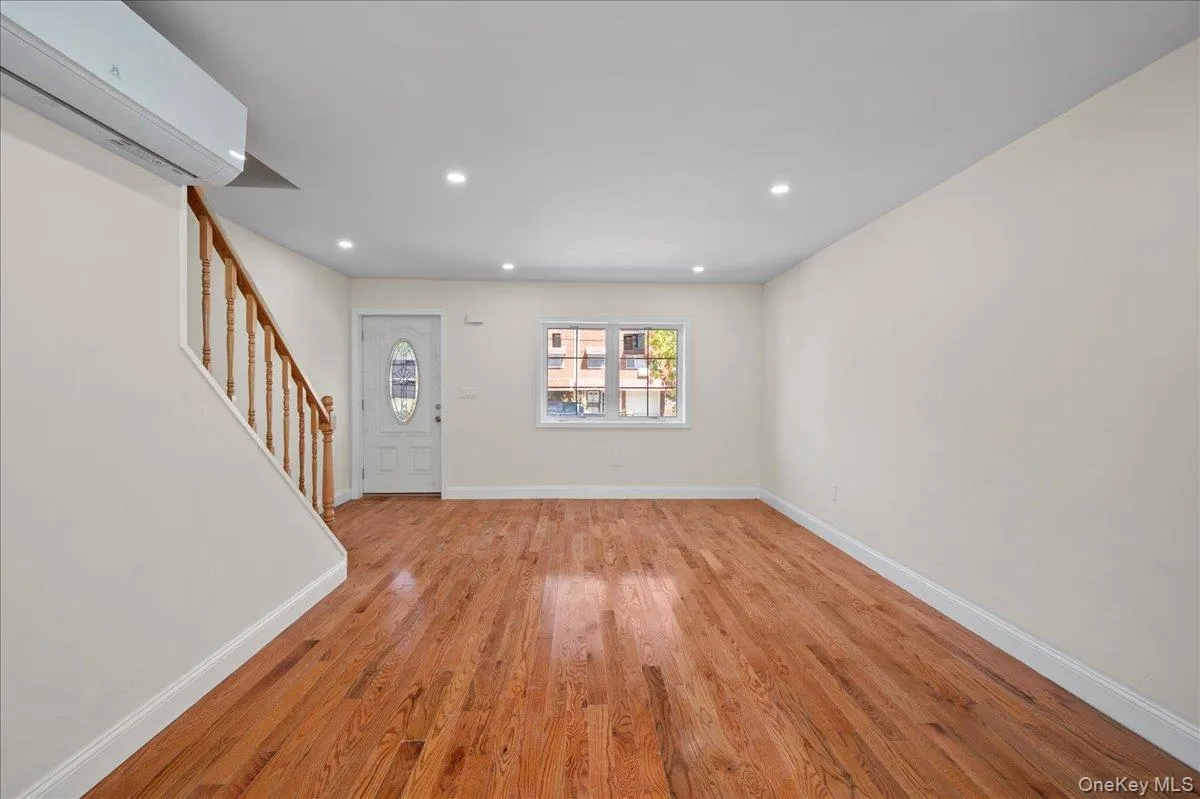 1302 223rd Street, New York, NY, 3 Bedrooms Bedrooms, 5 Rooms Rooms,2 BathroomsBathrooms,Residential,For Rent,223rd,0,1046142 1302 223rd Street, New York, NY, 3 Bedrooms Bedrooms, 5 Rooms Rooms,2 BathroomsBathrooms,Residential,For Rent,223rd,0,1046142