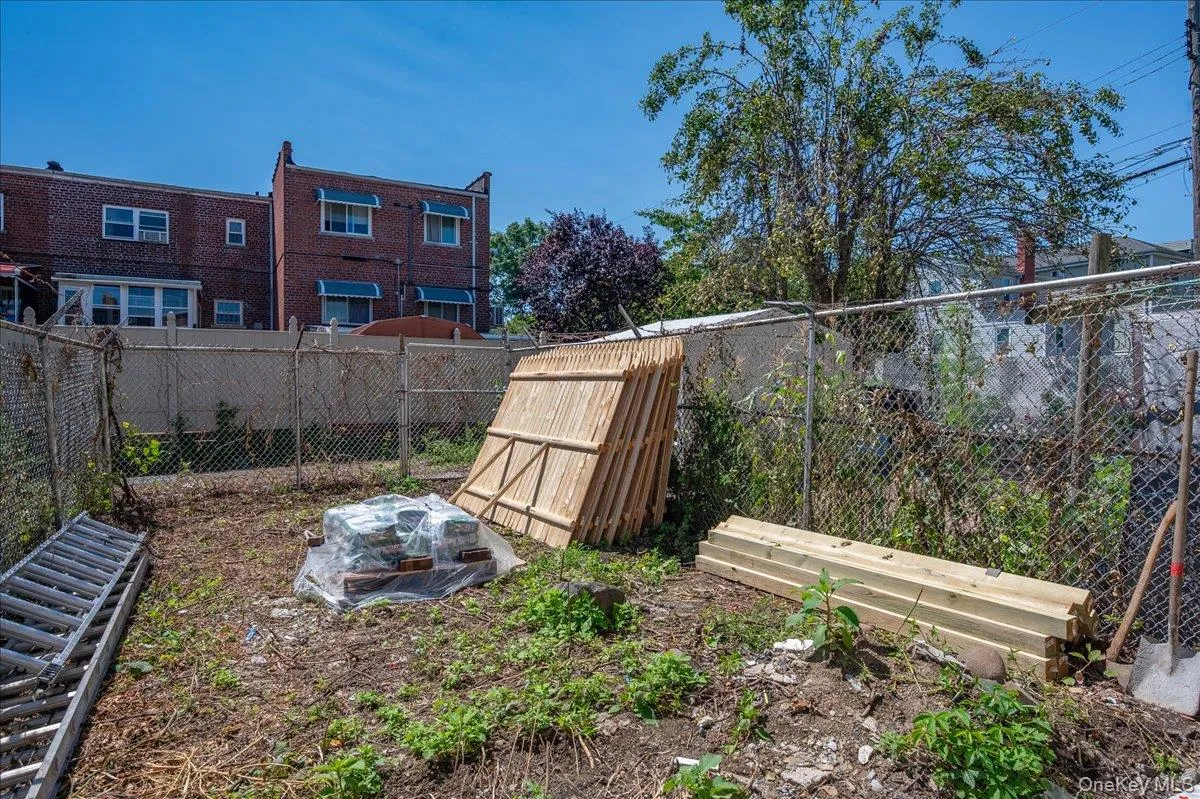 1302 223rd Street, New York, NY, 3 Bedrooms Bedrooms, 5 Rooms Rooms,2 BathroomsBathrooms,Residential,For Rent,223rd,0,1046142 1302 223rd Street, New York, NY, 3 Bedrooms Bedrooms, 5 Rooms Rooms,2 BathroomsBathrooms,Residential,For Rent,223rd,0,1046142