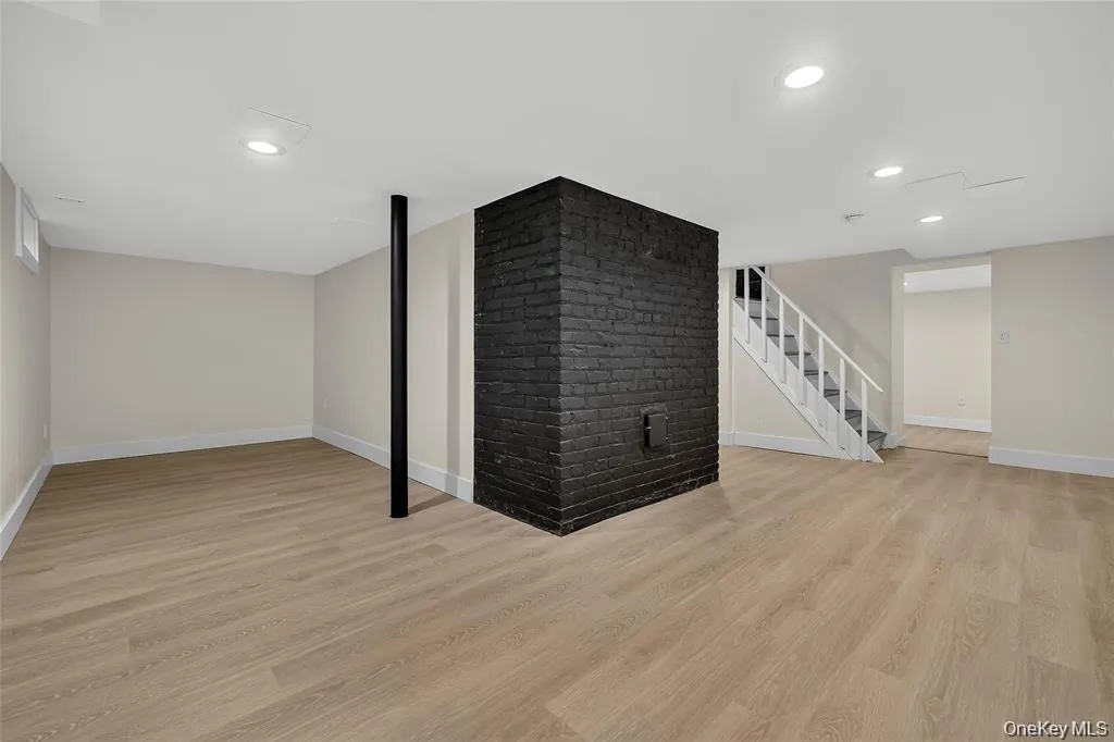 16 Maple Avenue, Clarkstown, NY, 4 Bedrooms Bedrooms, 9 Rooms Rooms,2 BathroomsBathrooms,Residential,For Rent,Maple,0,1046144 16 Maple Avenue, Clarkstown, NY, 4 Bedrooms Bedrooms, 9 Rooms Rooms,2 BathroomsBathrooms,Residential,For Rent,Maple,0,1046144