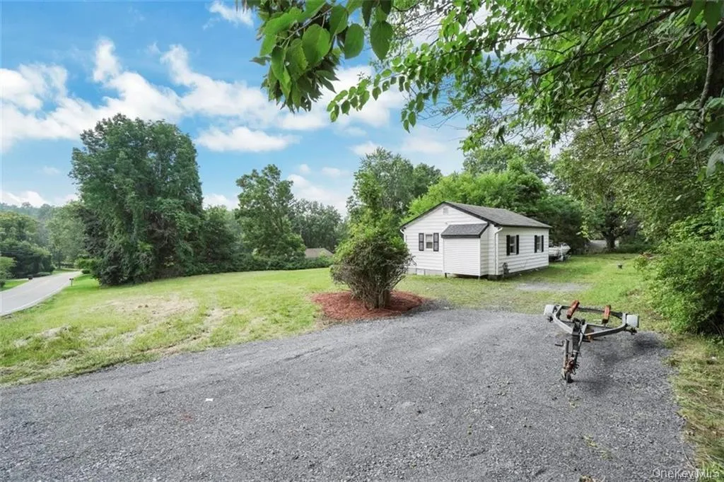 246 Orchard Drive, Monroe, NY, 2 Bedrooms Bedrooms, 4 Rooms Rooms,1 BathroomBathrooms,Residential Lease,For Rent,Orchard,0,1046151 246 Orchard Drive, Monroe, NY, 2 Bedrooms Bedrooms, 4 Rooms Rooms,1 BathroomBathrooms,Residential Lease,For Rent,Orchard,0,1046151