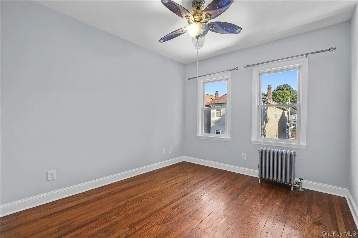 512 Sixth Avenue, Pelham, NY, 3 Bedroom Bedrooms, 6 Room Rooms,1 BathroomBathrooms,Residential Lease,For Rent,Sixth,0,1046155 512 Sixth Avenue, Pelham, NY, 3 Bedroom Bedrooms, 6 Room Rooms,1 BathroomBathrooms,Residential Lease,For Rent,Sixth,0,1046155