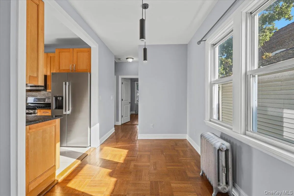 512 Sixth Avenue, Pelham, NY, 3 Bedroom Bedrooms, 6 Room Rooms,1 BathroomBathrooms,Residential Lease,For Rent,Sixth,0,1046155 512 Sixth Avenue, Pelham, NY, 3 Bedroom Bedrooms, 6 Room Rooms,1 BathroomBathrooms,Residential Lease,For Rent,Sixth,0,1046155