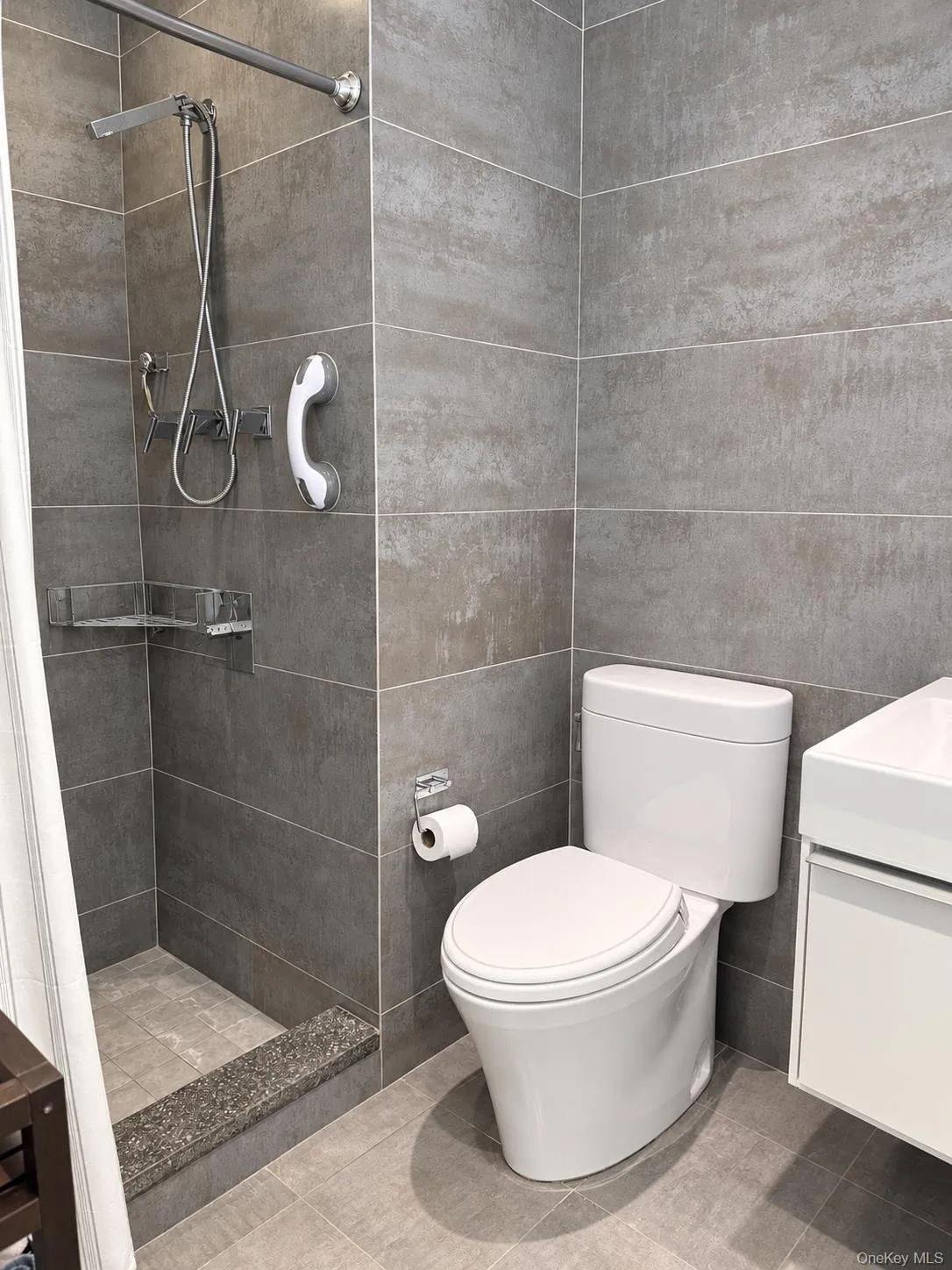 20 Gerke Avenue, Clarkstown, NY, 7 Bedrooms Bedrooms, 15 Rooms Rooms,4 BathroomsBathrooms,Residential,For Rent,Gerke,0,1046163 20 Gerke Avenue, Clarkstown, NY, 7 Bedrooms Bedrooms, 15 Rooms Rooms,4 BathroomsBathrooms,Residential,For Rent,Gerke,0,1046163