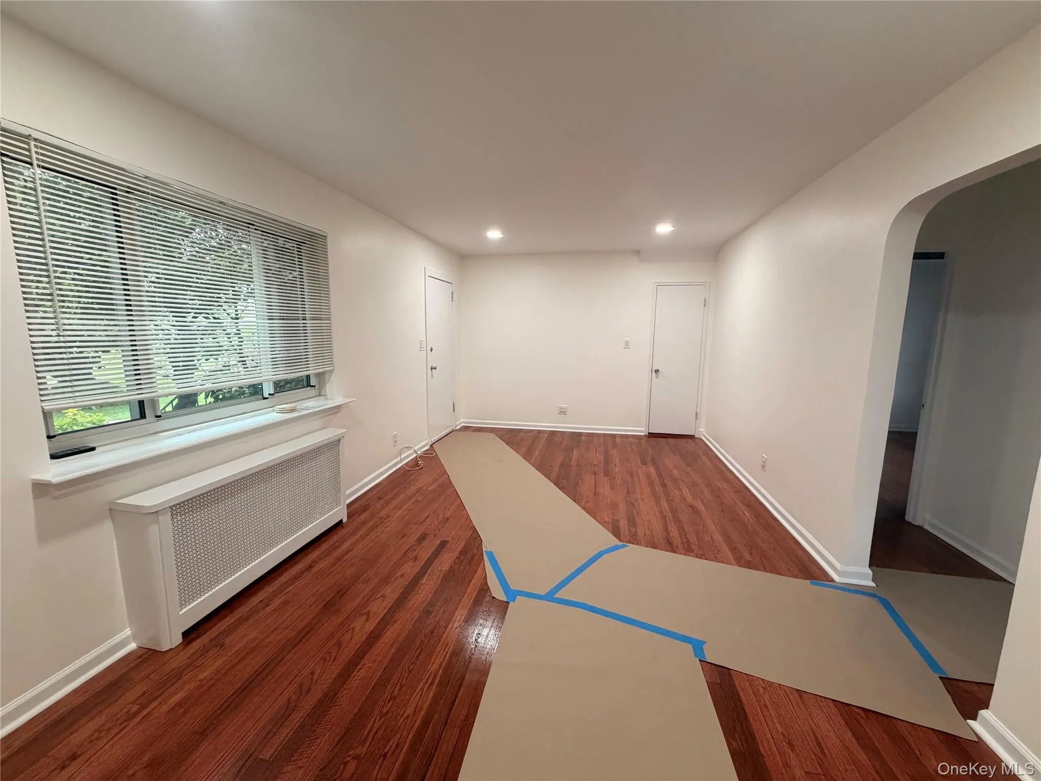 7231 Little Neck Parkway, New York, NY, 2 Bedrooms Bedrooms, 4 Rooms Rooms,1 BathroomBathrooms,Residential Lease,For Rent,Little Neck,0,1046165 7231 Little Neck Parkway, New York, NY, 2 Bedrooms Bedrooms, 4 Rooms Rooms,1 BathroomBathrooms,Residential Lease,For Rent,Little Neck,0,1046165