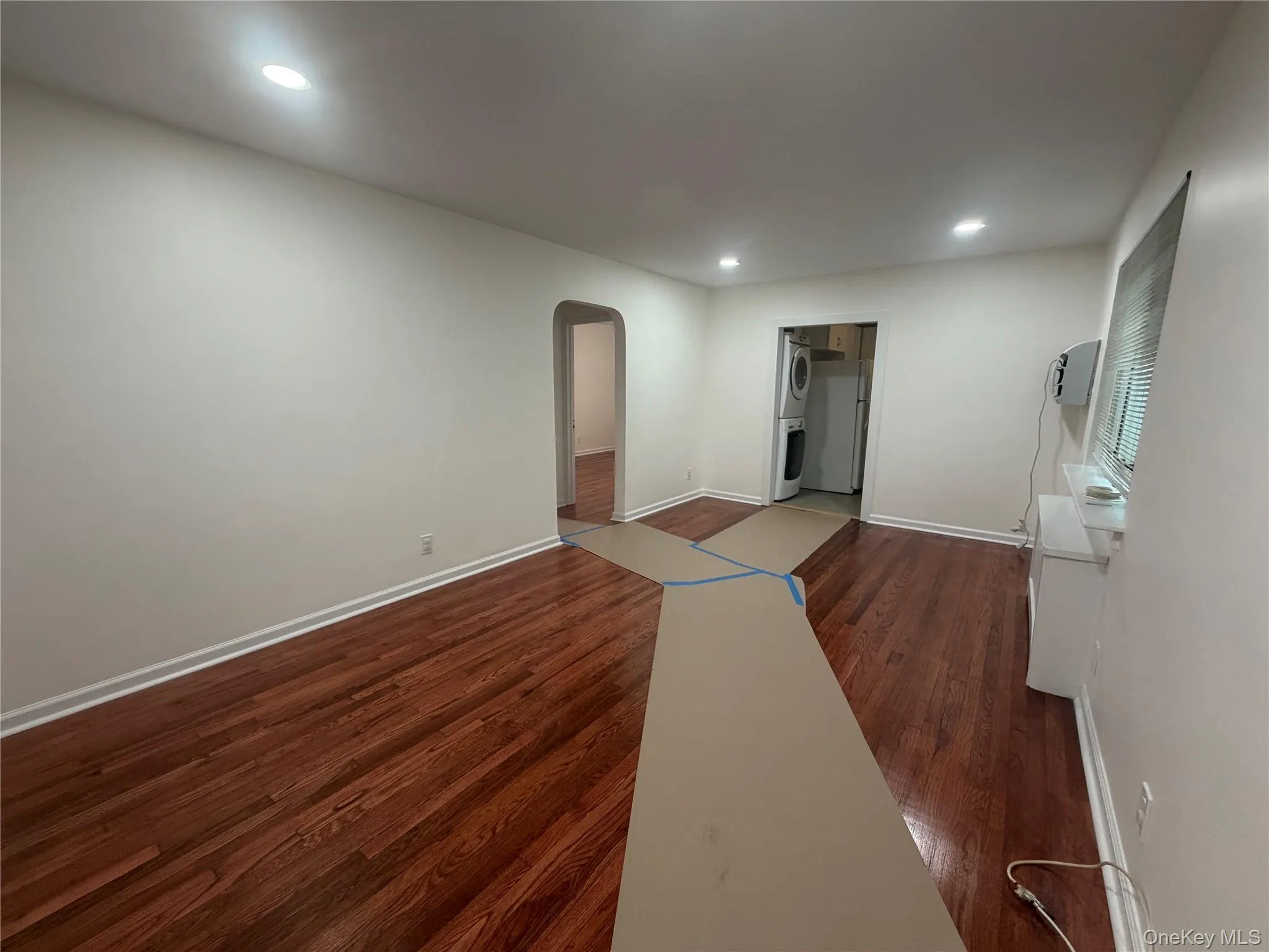 7231 Little Neck Parkway, New York, NY, 2 Bedrooms Bedrooms, 4 Rooms Rooms,1 BathroomBathrooms,Residential Lease,For Rent,Little Neck,0,1046165 7231 Little Neck Parkway, New York, NY, 2 Bedrooms Bedrooms, 4 Rooms Rooms,1 BathroomBathrooms,Residential Lease,For Rent,Little Neck,0,1046165