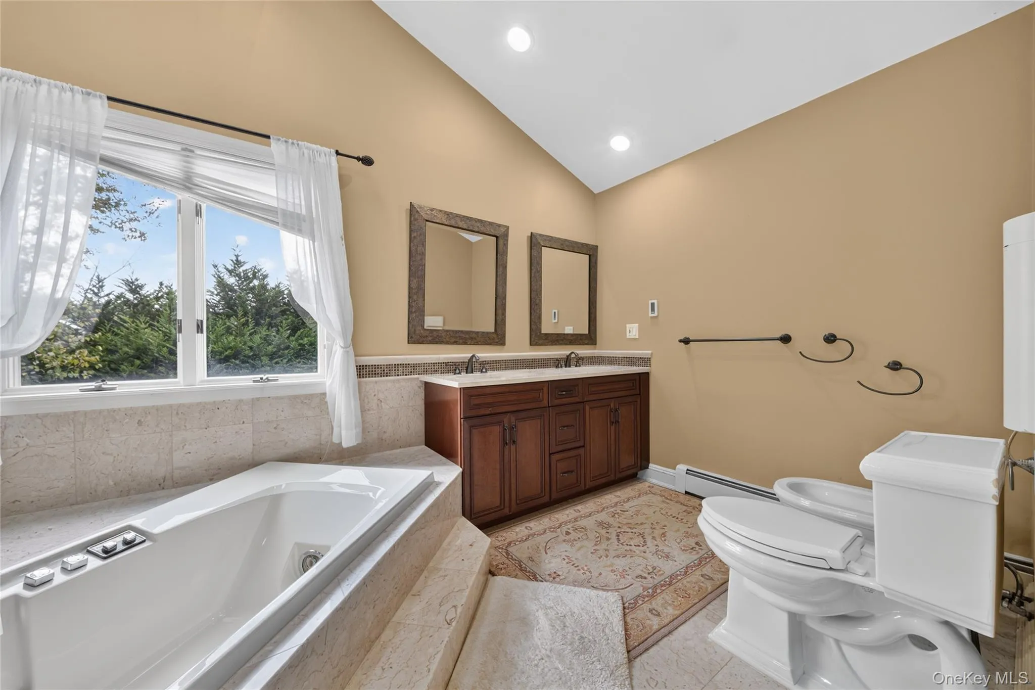 3 Pond Ridge Road, Oyster Bay, NY, 4 Bedrooms Bedrooms, 7 Rooms Rooms,3 BathroomsBathrooms,Residential Lease,For Rent,Pond Ridge,0,1046174 3 Pond Ridge Road, Oyster Bay, NY, 4 Bedrooms Bedrooms, 7 Rooms Rooms,3 BathroomsBathrooms,Residential Lease,For Rent,Pond Ridge,0,1046174