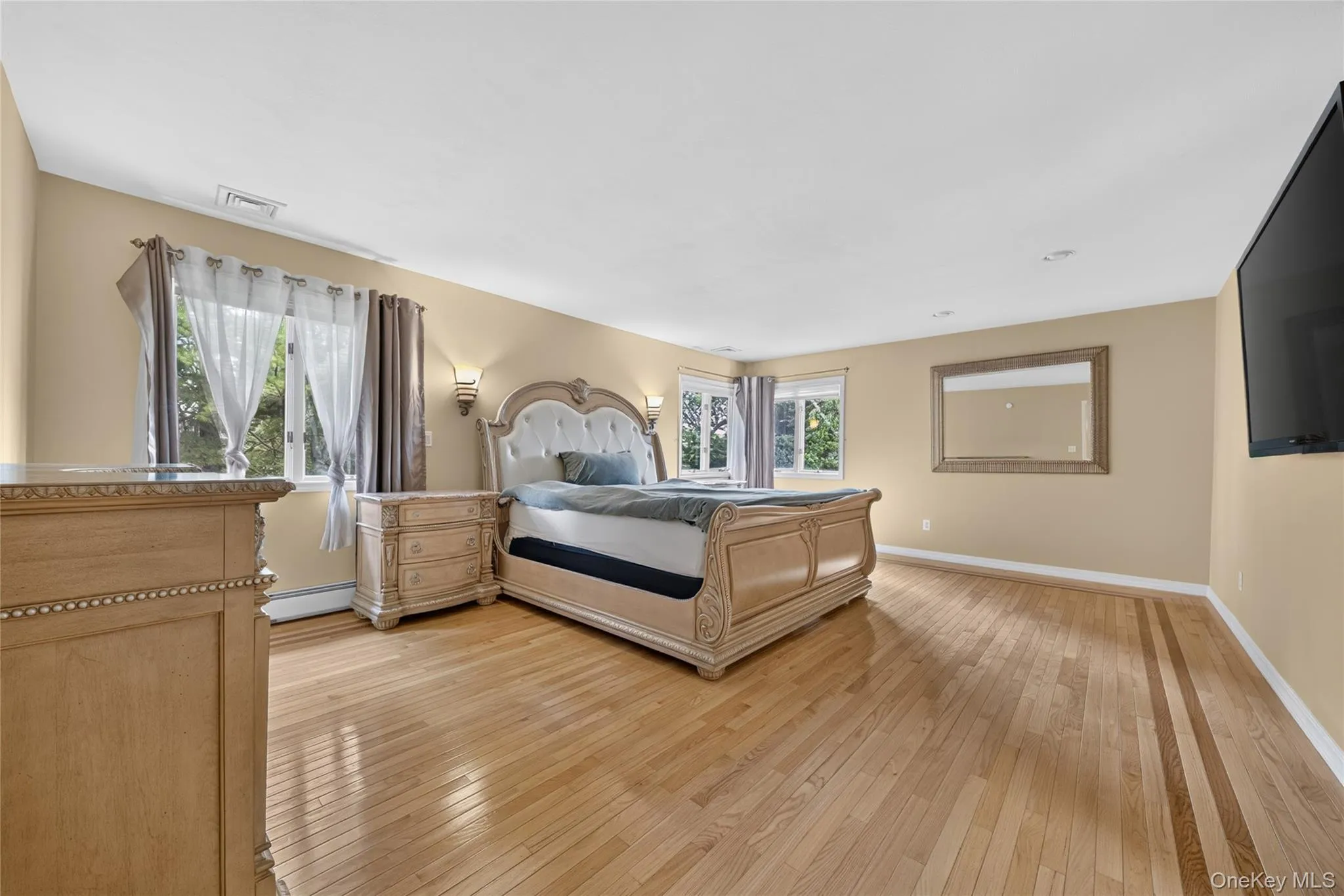 3 Pond Ridge Road, Oyster Bay, NY, 4 Bedrooms Bedrooms, 7 Rooms Rooms,3 BathroomsBathrooms,Residential Lease,For Rent,Pond Ridge,0,1046174 3 Pond Ridge Road, Oyster Bay, NY, 4 Bedrooms Bedrooms, 7 Rooms Rooms,3 BathroomsBathrooms,Residential Lease,For Rent,Pond Ridge,0,1046174