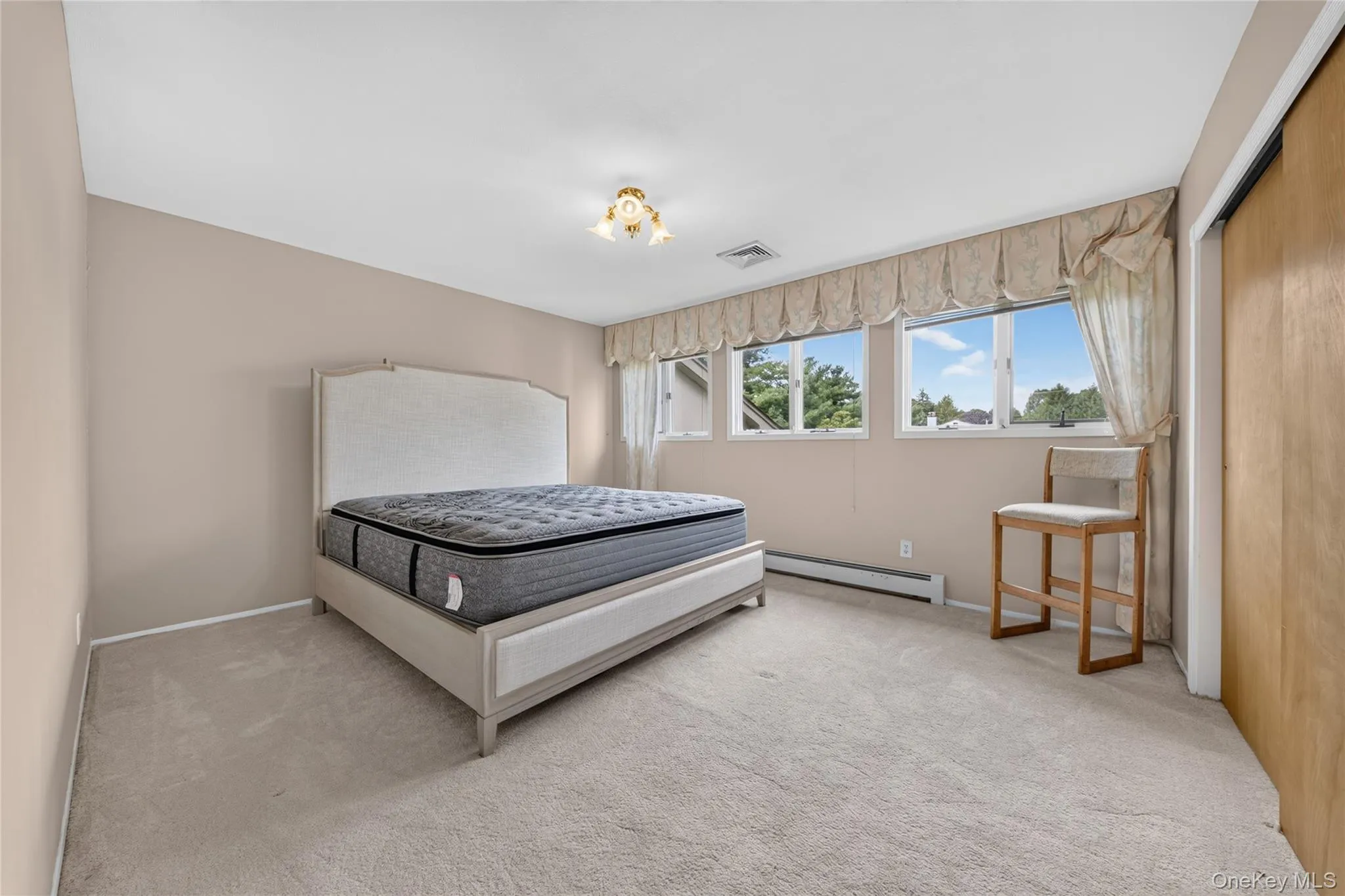 3 Pond Ridge Road, Oyster Bay, NY, 4 Bedrooms Bedrooms, 7 Rooms Rooms,3 BathroomsBathrooms,Residential Lease,For Rent,Pond Ridge,0,1046174 3 Pond Ridge Road, Oyster Bay, NY, 4 Bedrooms Bedrooms, 7 Rooms Rooms,3 BathroomsBathrooms,Residential Lease,For Rent,Pond Ridge,0,1046174