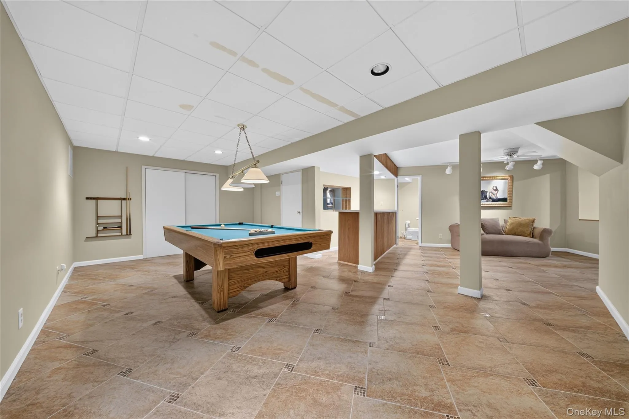 3 Pond Ridge Road, Oyster Bay, NY, 4 Bedrooms Bedrooms, 7 Rooms Rooms,3 BathroomsBathrooms,Residential Lease,For Rent,Pond Ridge,0,1046174 3 Pond Ridge Road, Oyster Bay, NY, 4 Bedrooms Bedrooms, 7 Rooms Rooms,3 BathroomsBathrooms,Residential Lease,For Rent,Pond Ridge,0,1046174