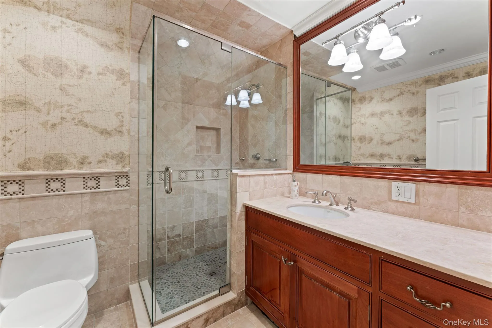 Full Bathroom Full Bathroom