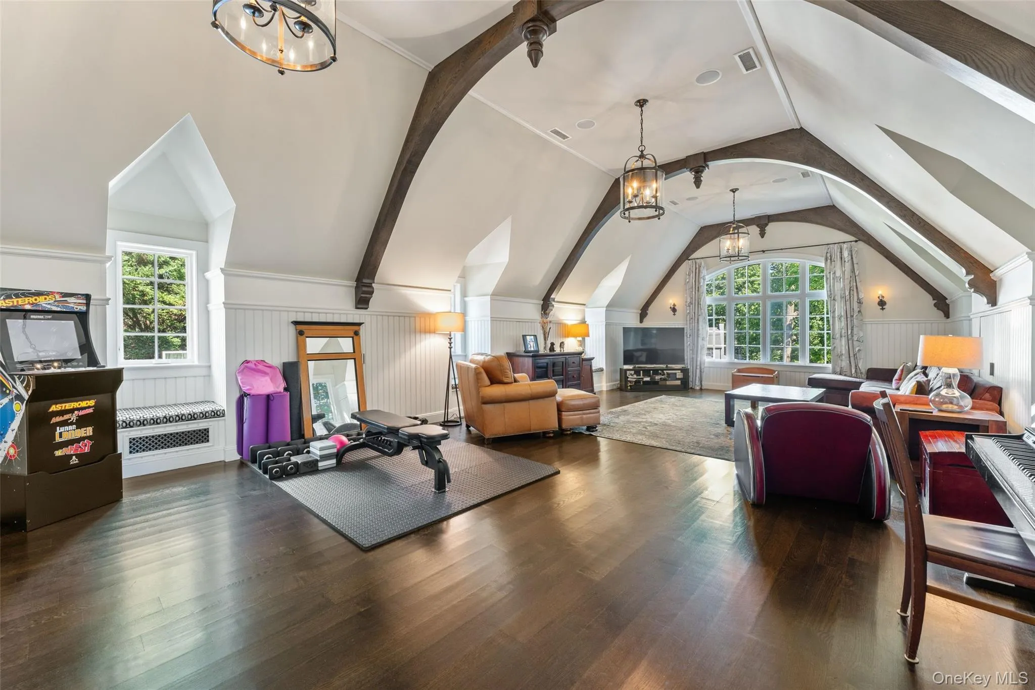 Second floor Family room with soaring ceilings and tons of closets and fun nooks to explore! Second floor Family room with soaring ceilings and tons of closets and fun nooks to explore!