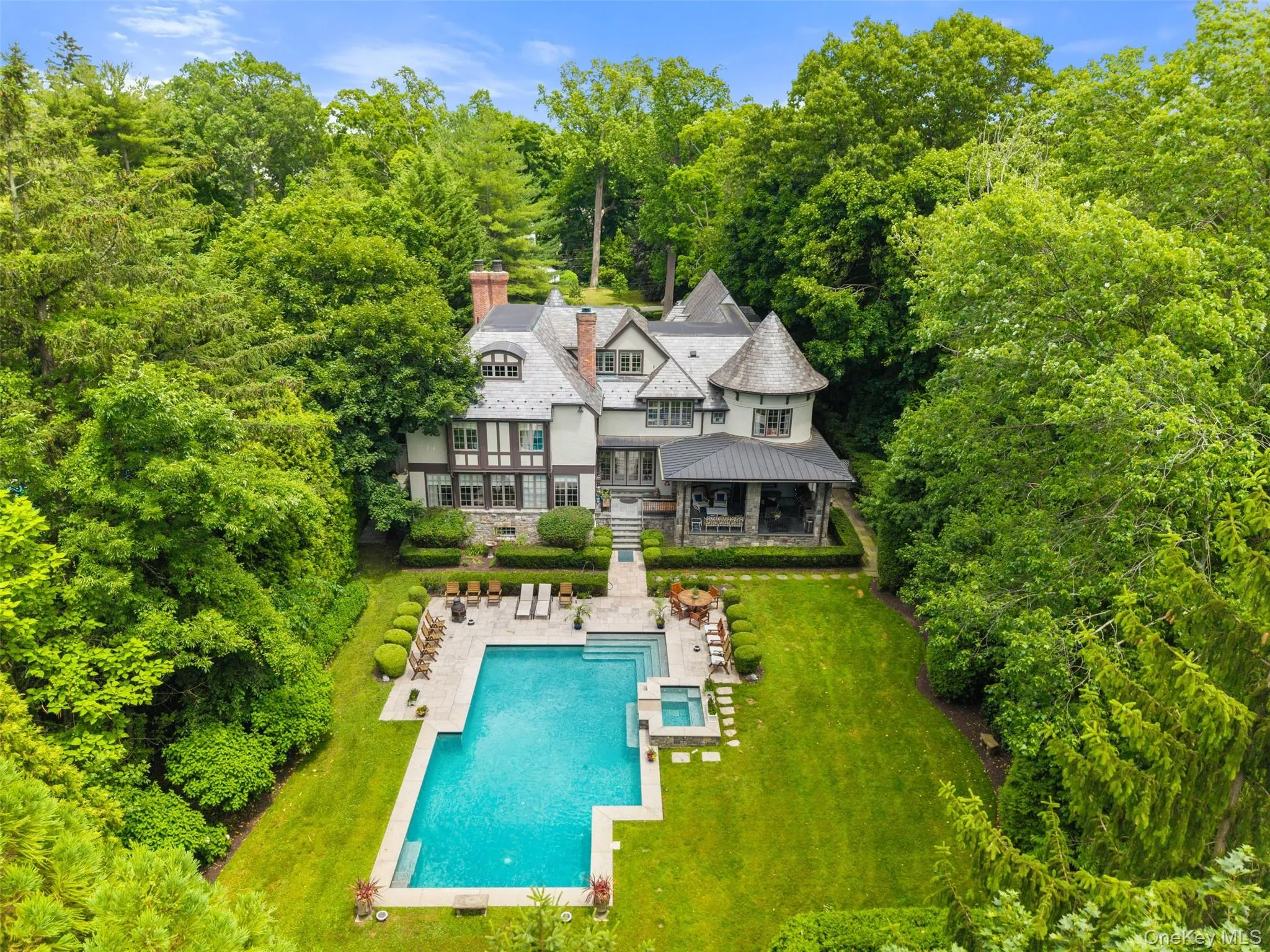 10 Broadmoor Road, Scarsdale, NY, 5 Bedrooms Bedrooms, 13 Rooms Rooms,6 BathroomsBathrooms,Residential,For Rent,Broadmoor,0,1046176 10 Broadmoor Road, Scarsdale, NY, 5 Bedrooms Bedrooms, 13 Rooms Rooms,6 BathroomsBathrooms,Residential,For Rent,Broadmoor,0,1046176